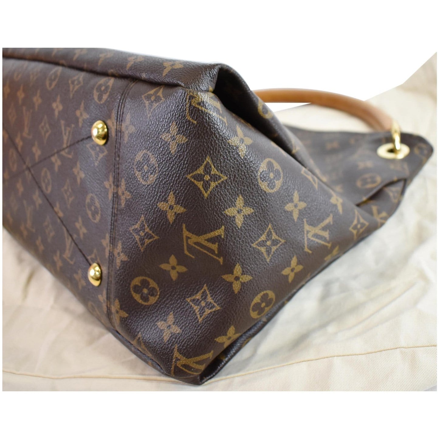 LOUIS VUITTON Artsy MM Monogram Canvas Shoulder Bag Brown