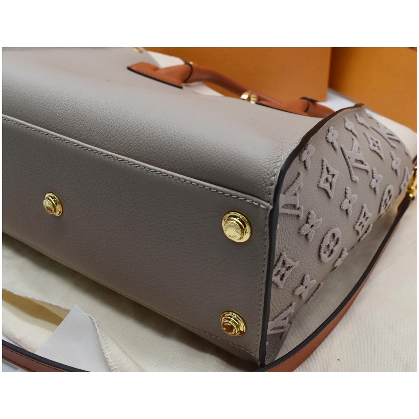 LOUIS VUITTON On My Side MM Monogram Tufting Shoulder Bag Galet