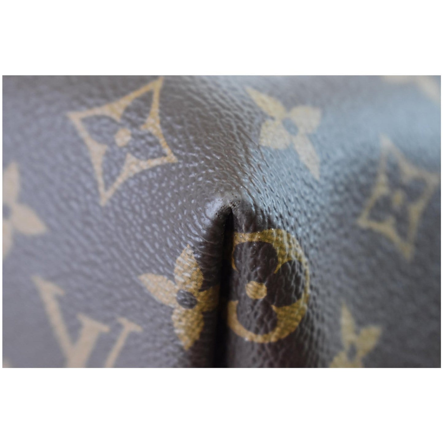 LOUIS VUITTON Graceful MM Monogram Canvas Shoulder Bag Brown