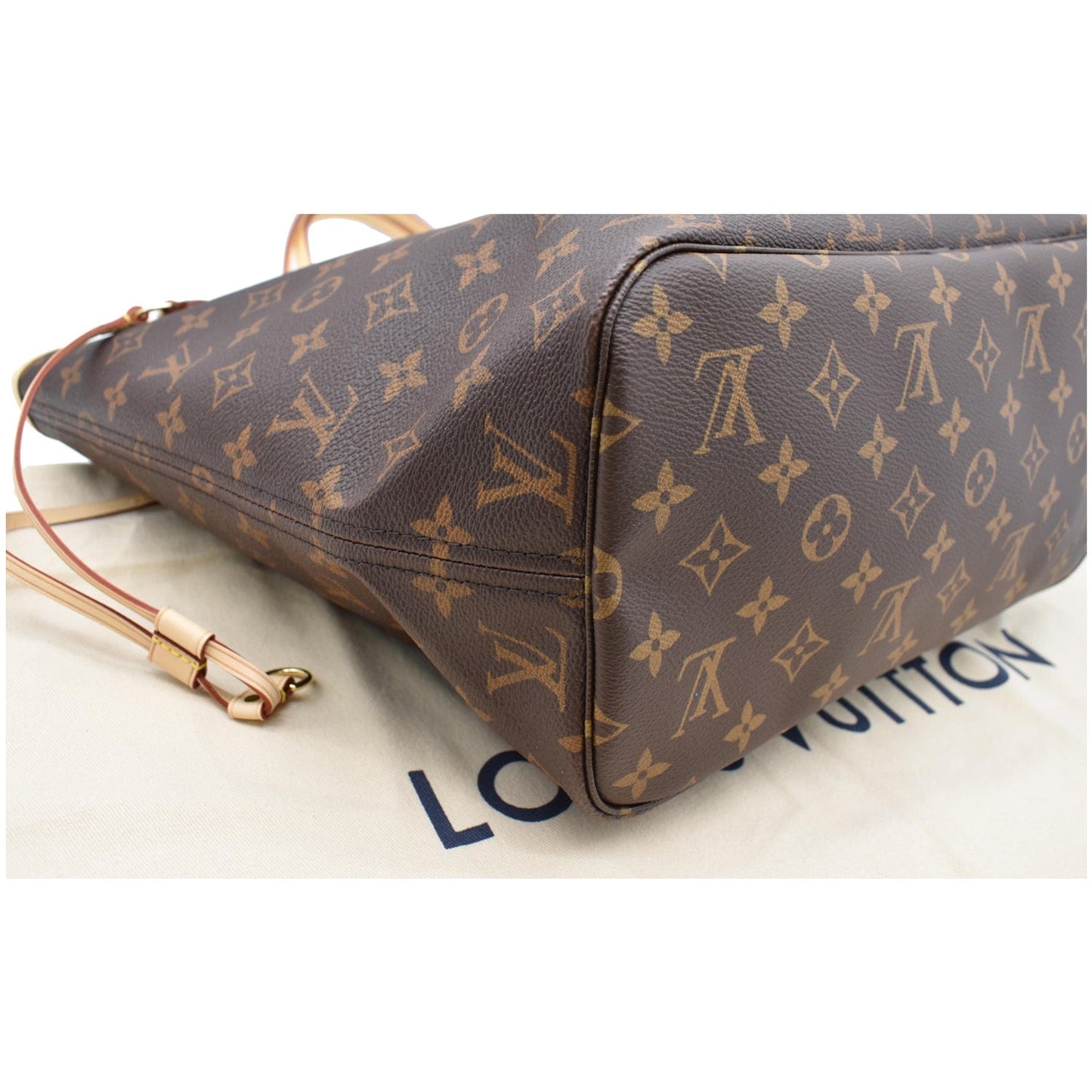 LOUIS VUITTON Neverfull MM Monogram Canvas Tote Bag Brown - New Year Deals