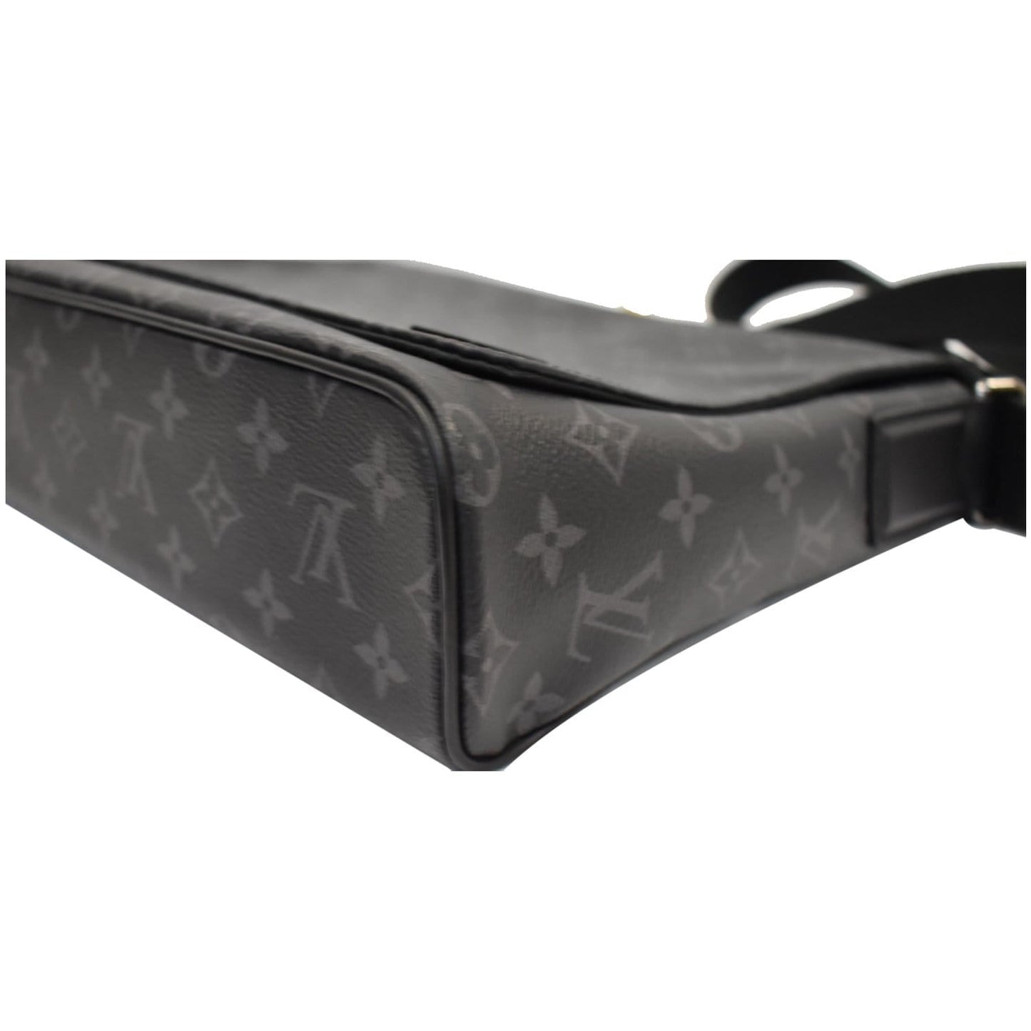 LOUIS VUITTON District MM Monogram Eclipse Messenger Bag Black