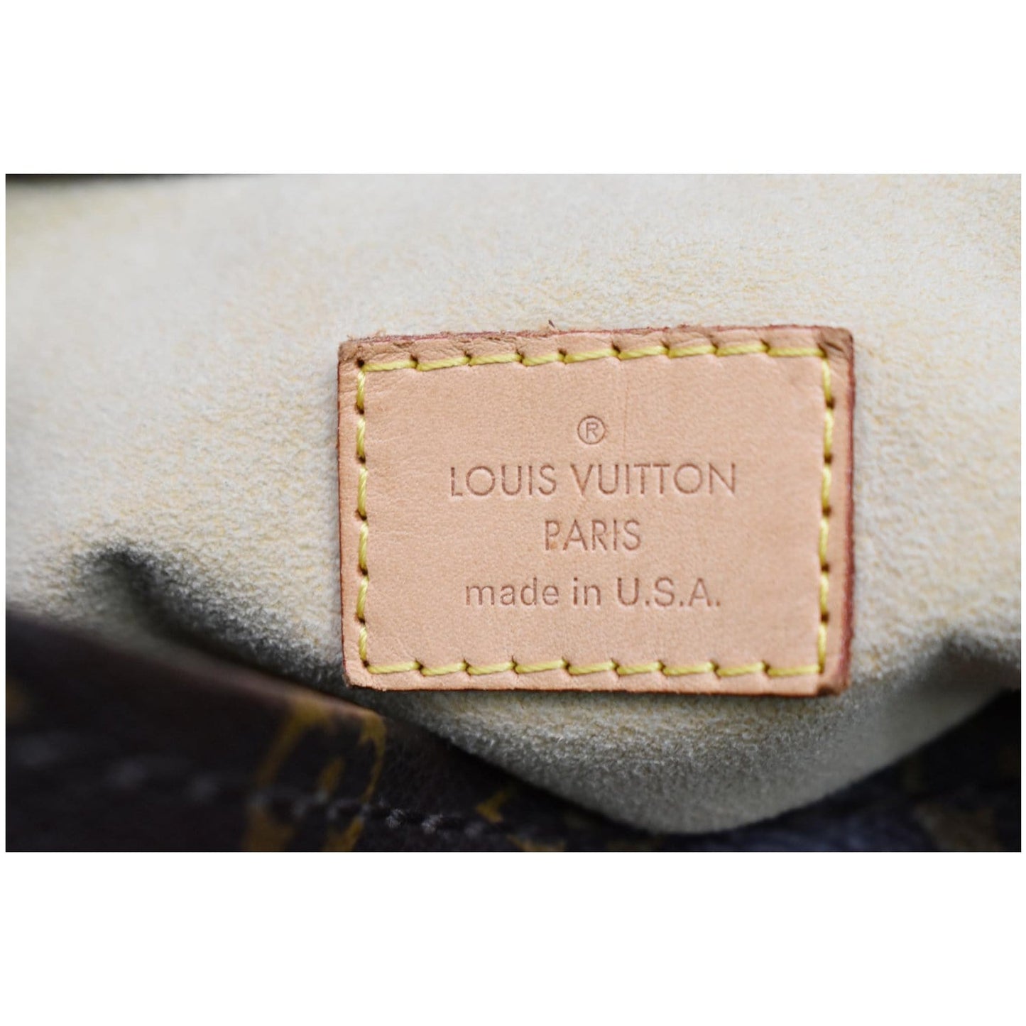 LOUIS VUITTON Artsy GM Monogram Canvas Hobo Bag Brown