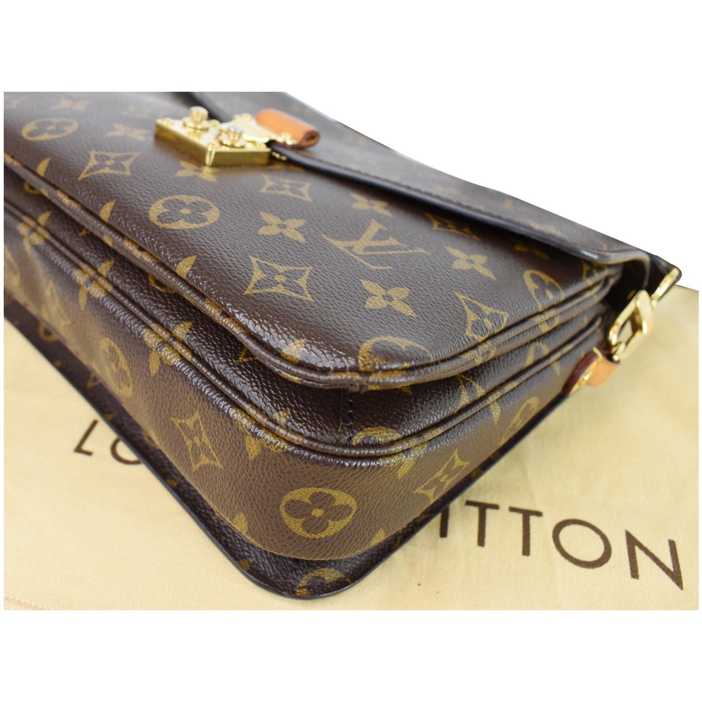 LOUIS VUITTON Metis Pochette Monogram Canvas Crossbody Bag Brown