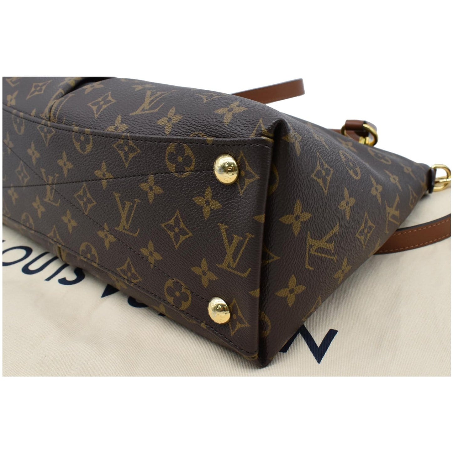 LOUIS VUITTON V MM Monogram Canvas Tote Bag Black