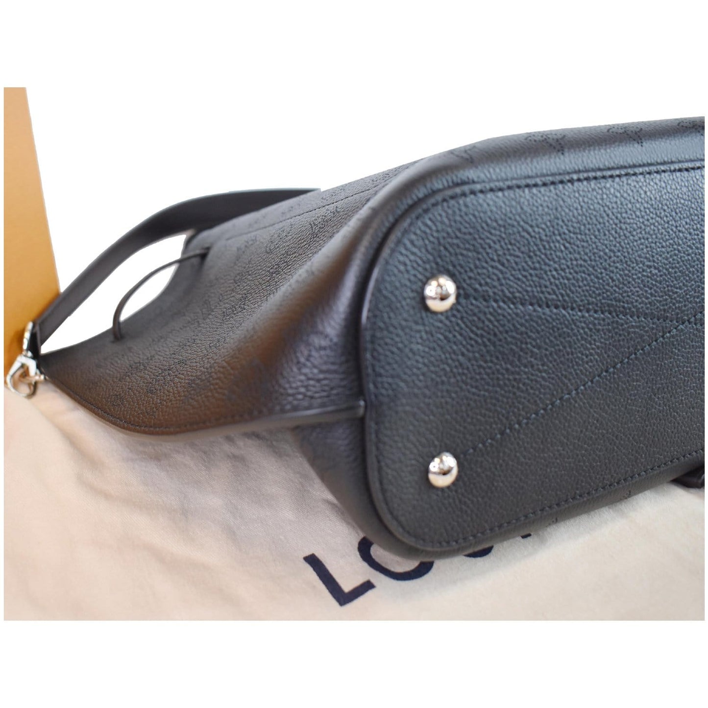 LOUIS VUITTON Girolata Monogram Mahina Leather Shoulder Bag Black