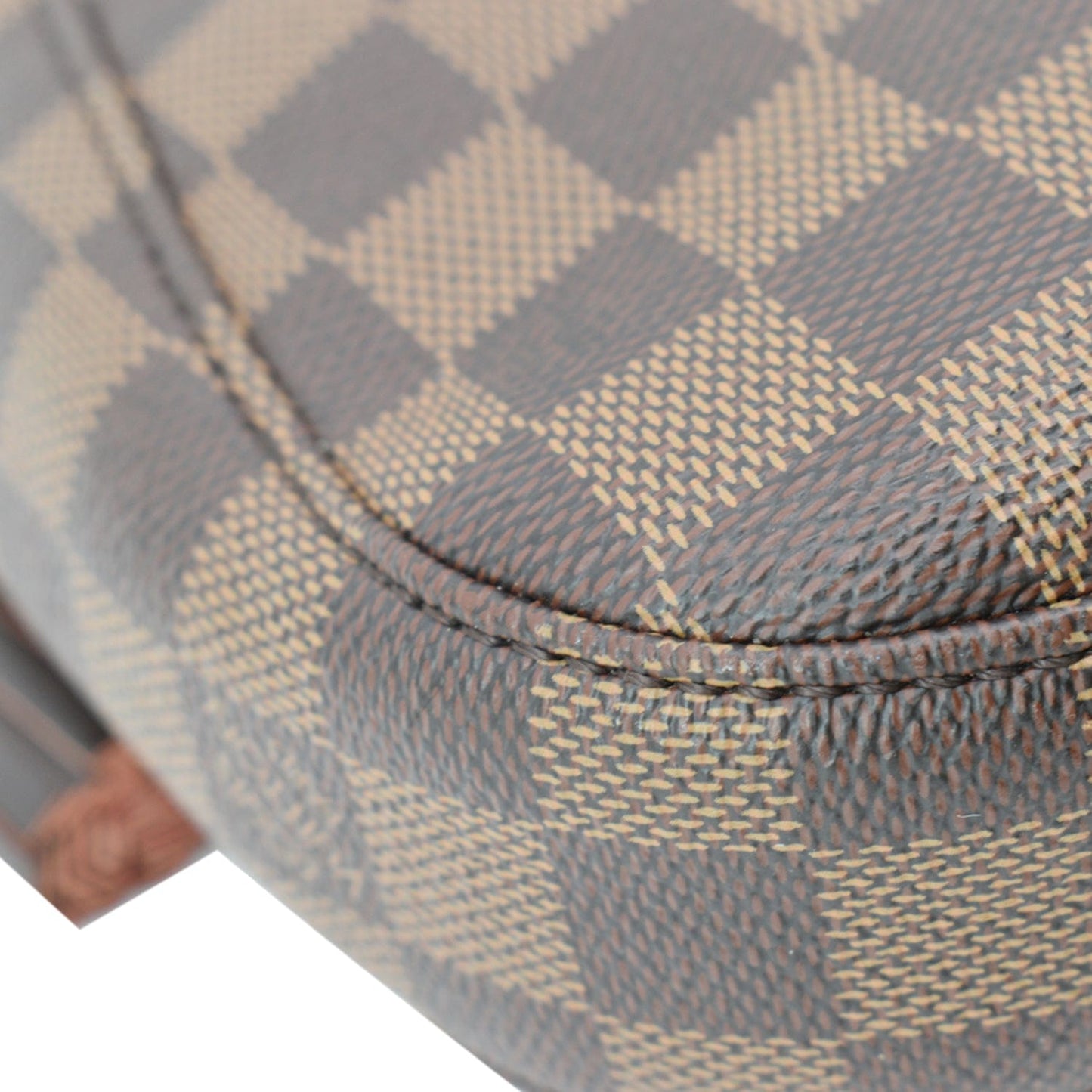 LOUIS VUITTON South Bank Besace Damier Ebene Crossbody Bag Brown
