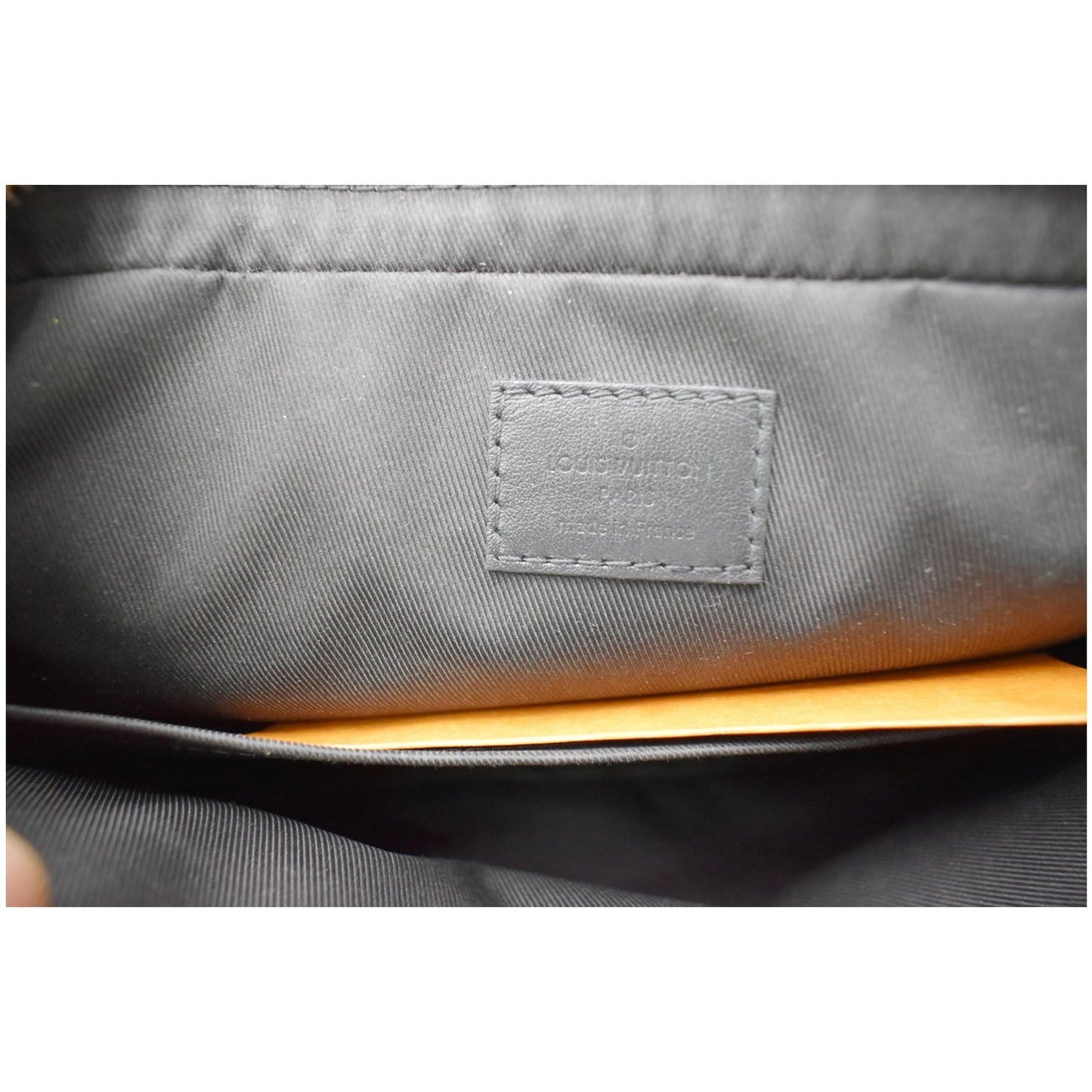 LOUIS VUITTON Duo Messenger Shadow Leather Crossbody Bag Black