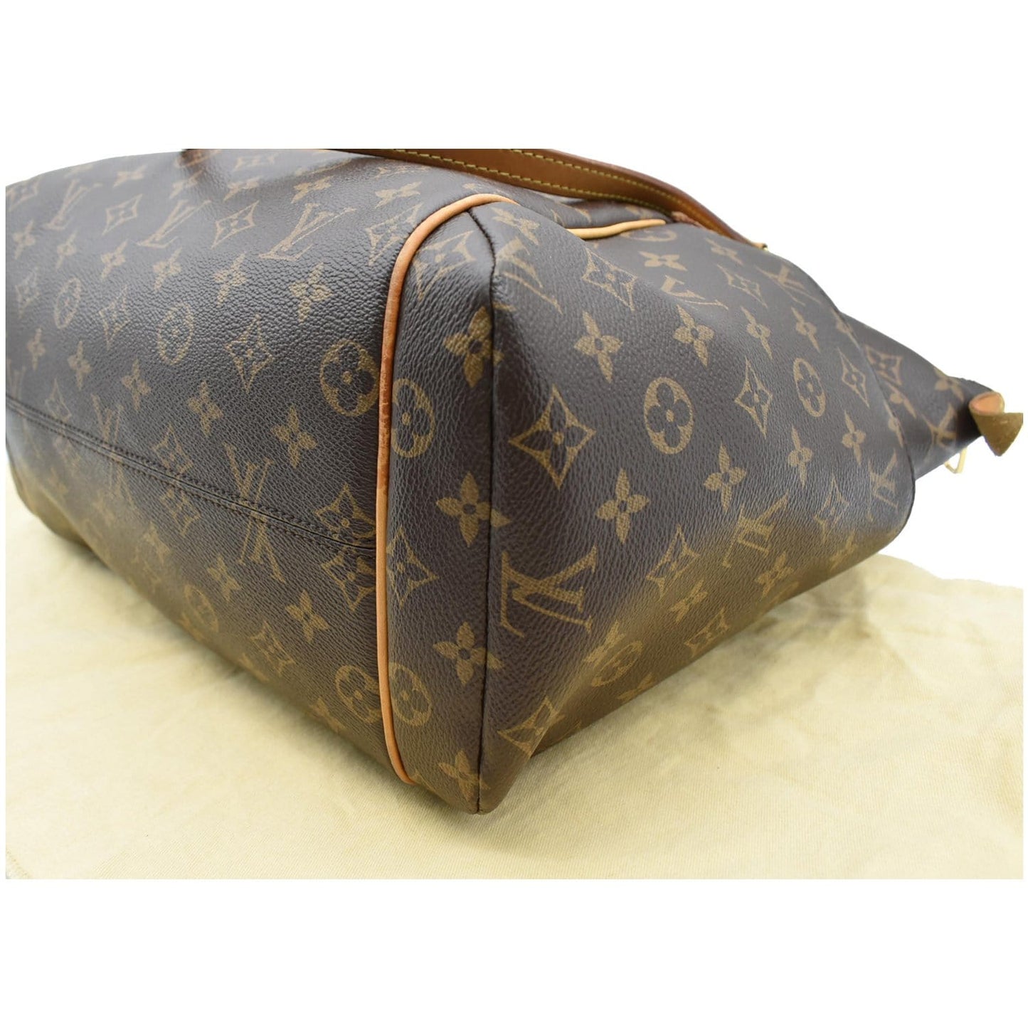 LOUIS VUITTON Totally MM Monogram Canvas Shoulder Bag Brown