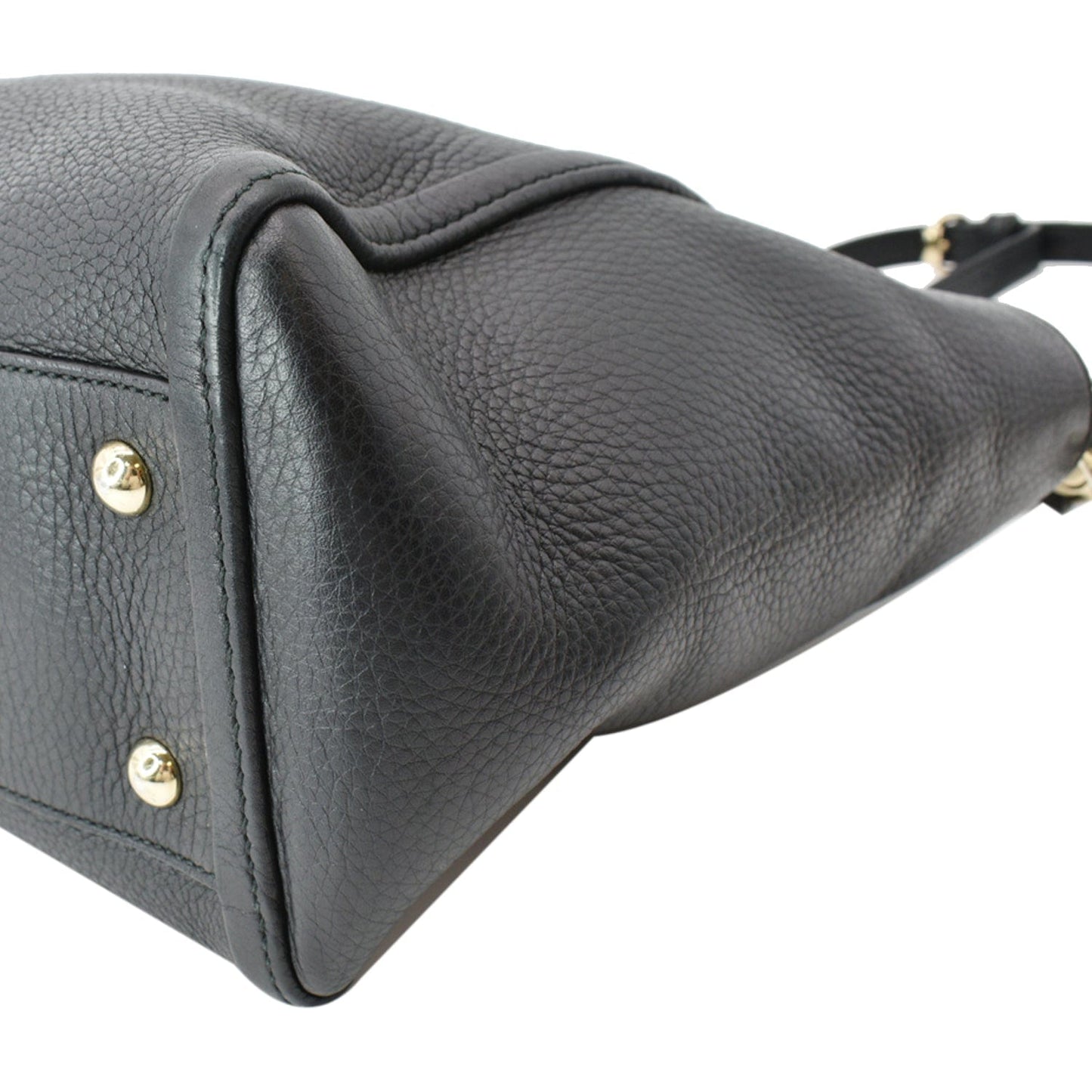 GUCCI Soho Tassel Pebbled Leather Top Handle Crossbody Bag Black 369176