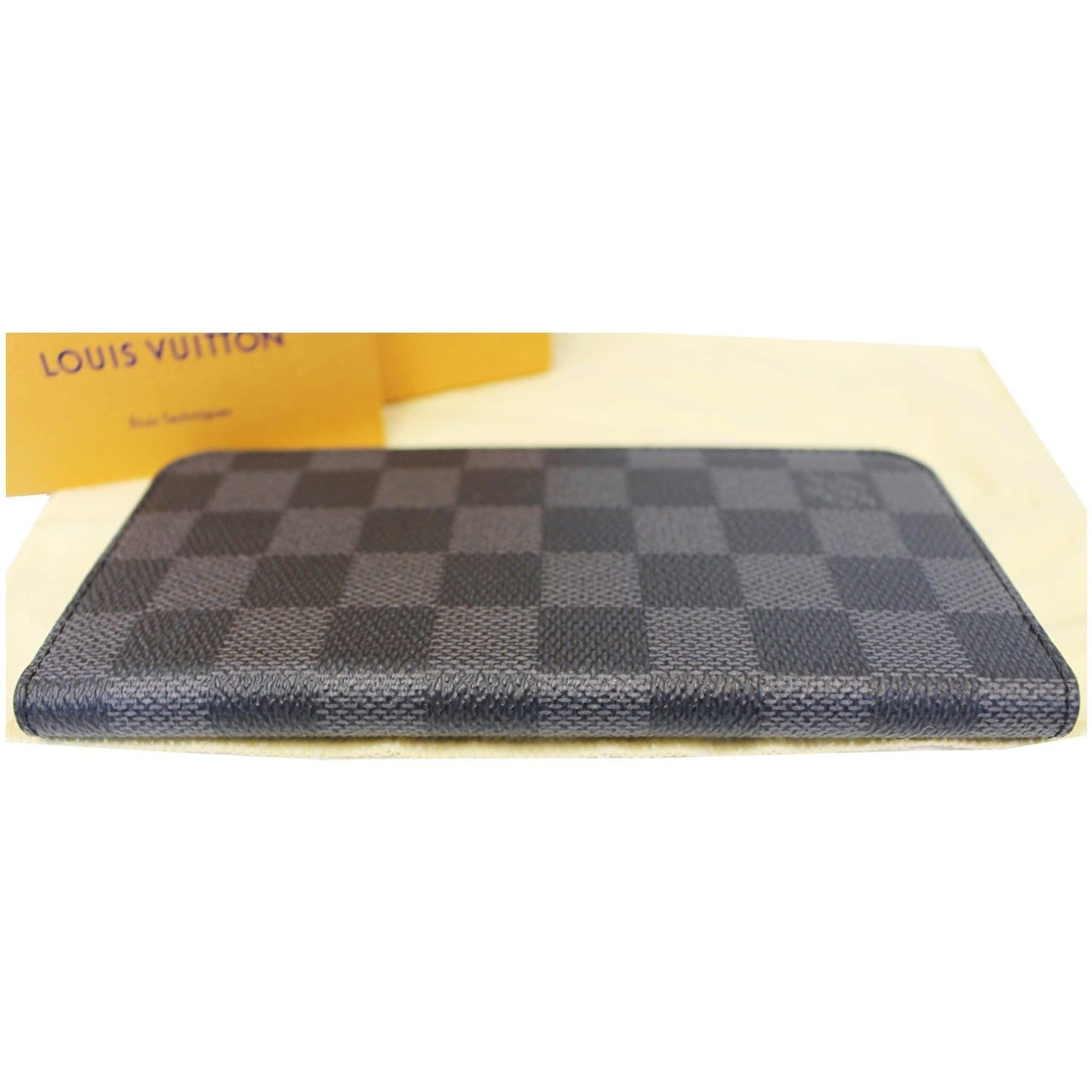 LOUIS VUITTON IPhone 7 Plus Folio Damier Graphite Phone Case