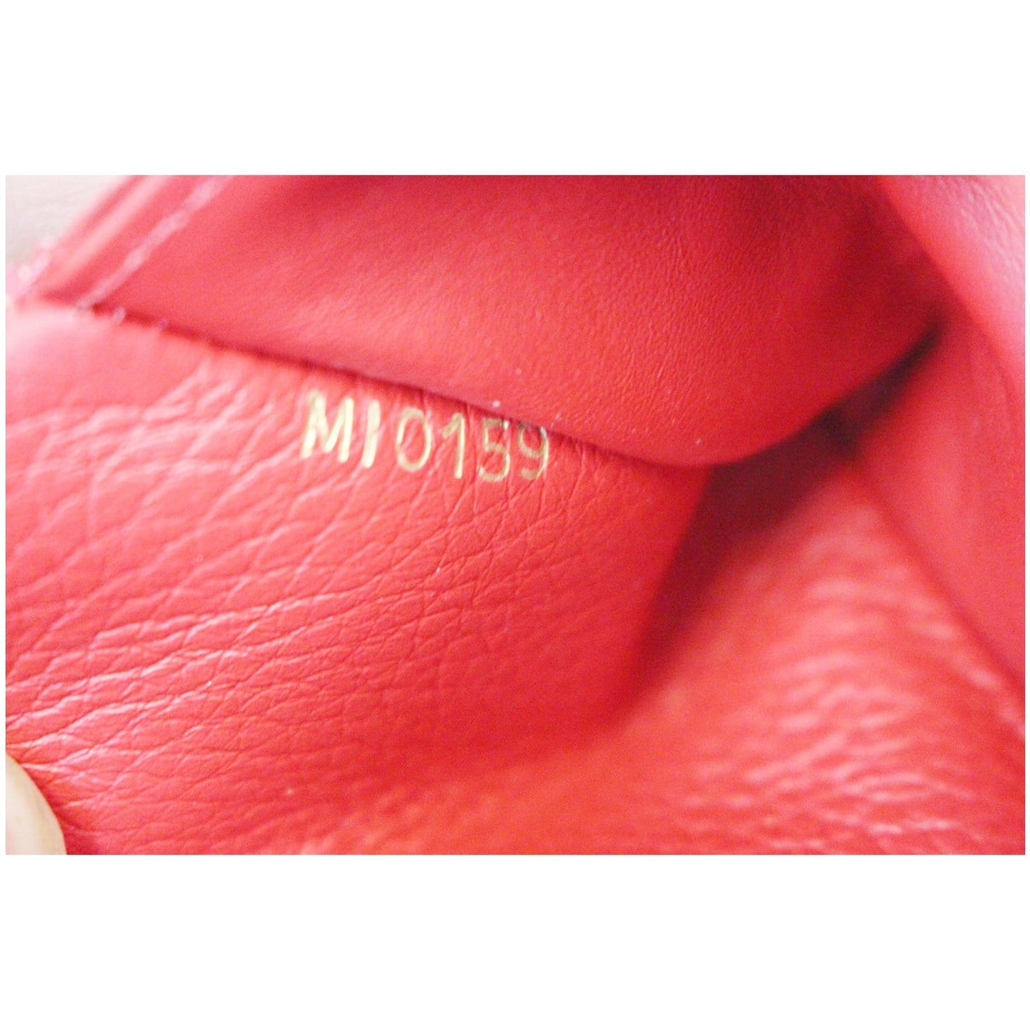 Louis Vuitton Capucines Taurillon Leather Wallet Scarlet - 25% OFF