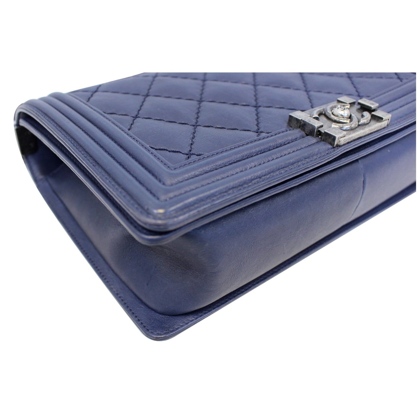 CHANEL New Medium Boy Flap Calfskin Double Stitch Shoulder Bag Navy