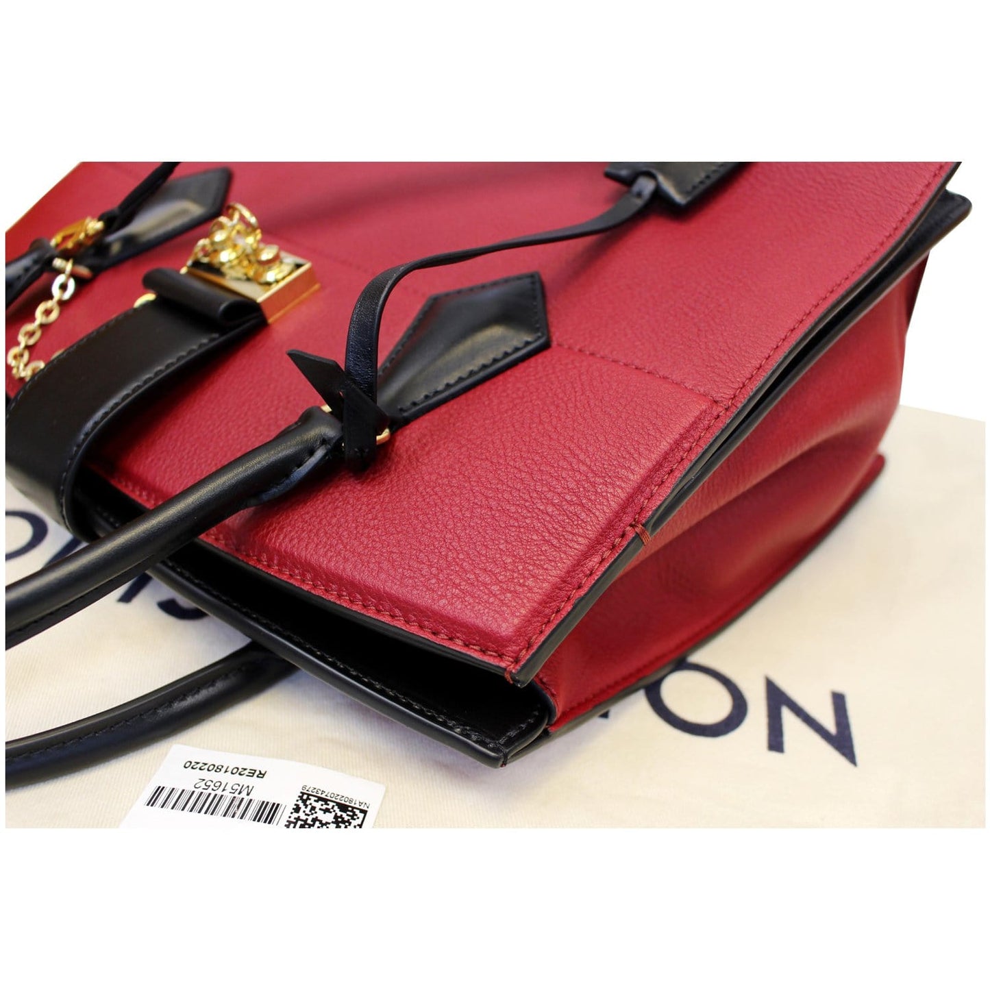LOUIS VUITTON Cour Marly MM Calfskin Leather Shoulder Bag Rouge