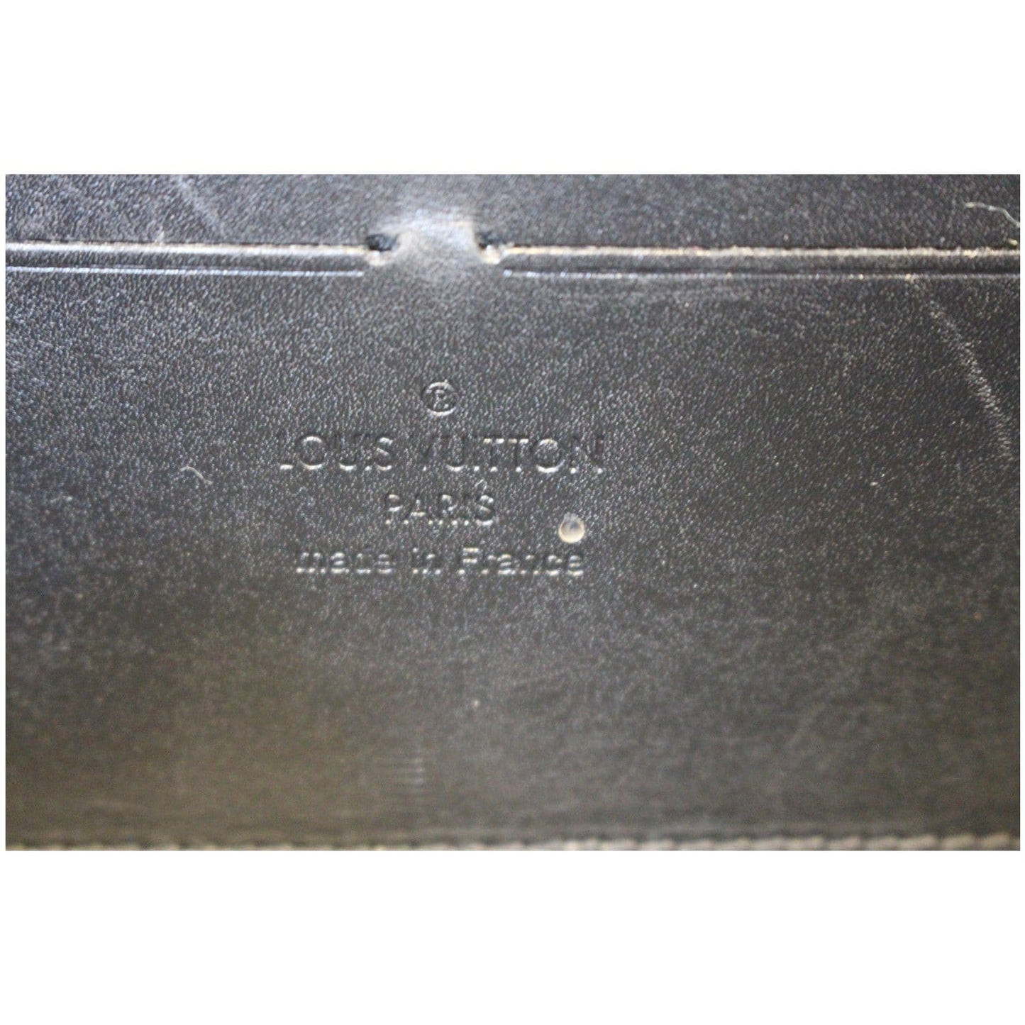LOUIS VUITTON Zip Around Leather Wallet Black