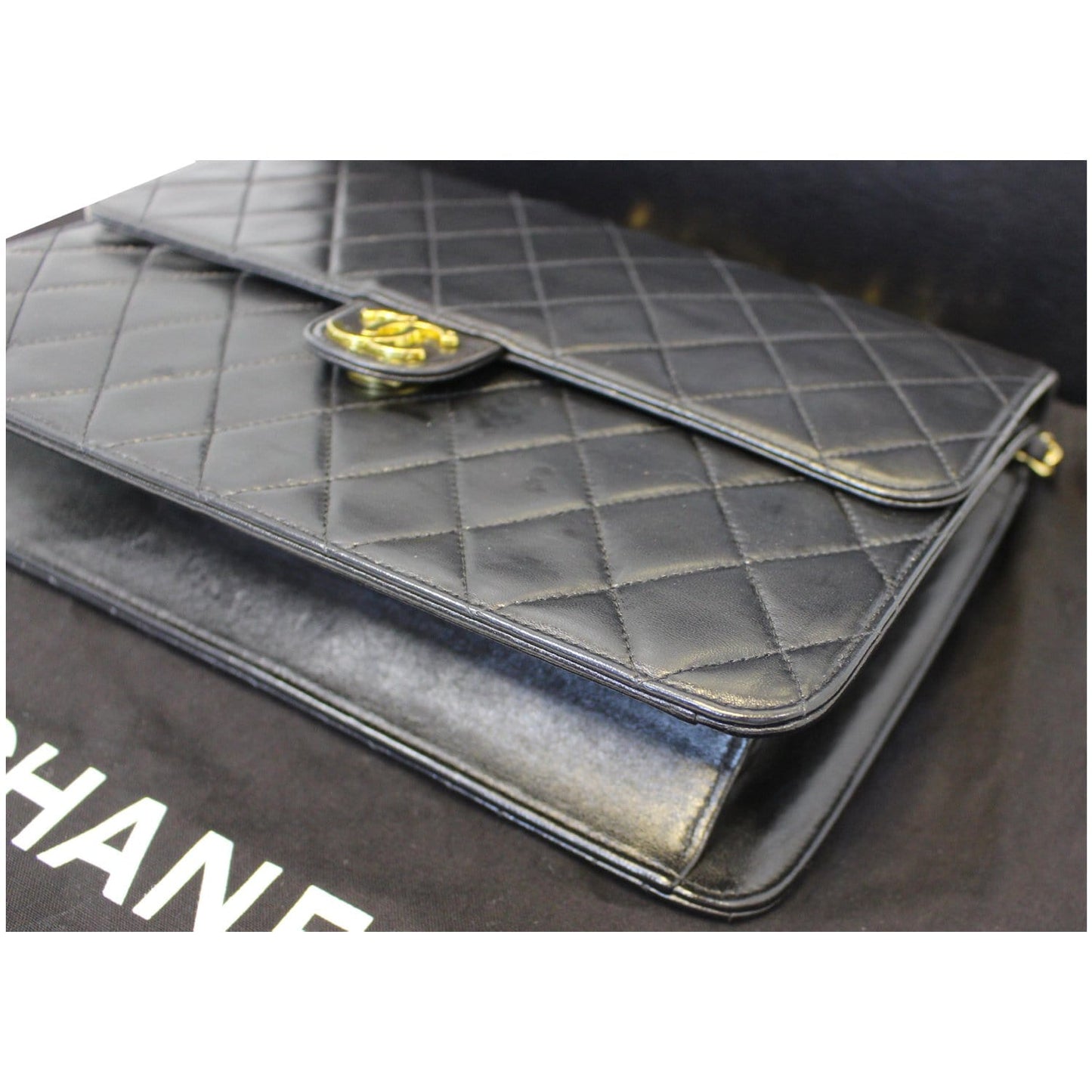 CHANEL Matelasse 25 Lambskin Leather Shoulder Bag Black