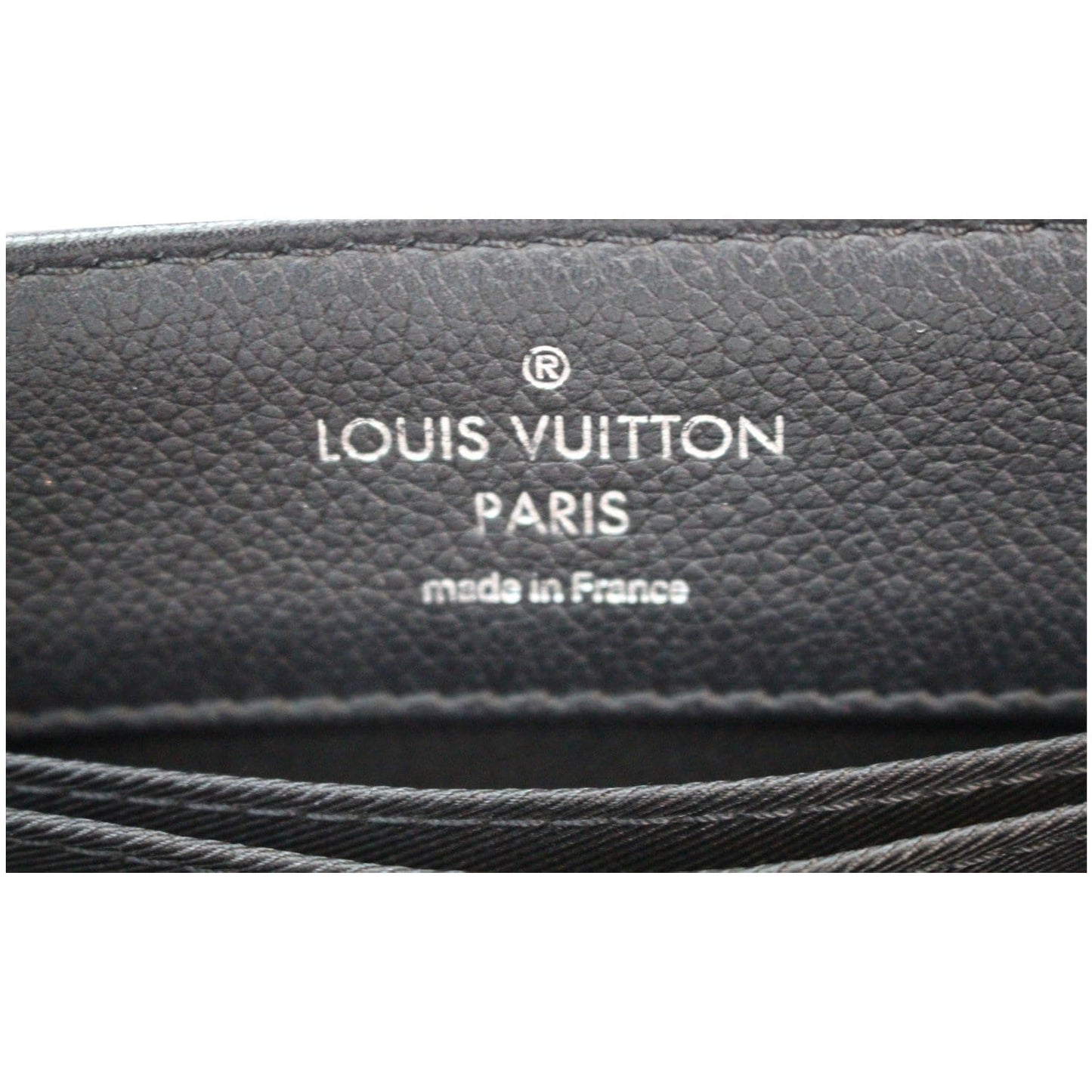 LOUIS VUITTON Lockme II Calfskin Leather Shoulder Bag Black
