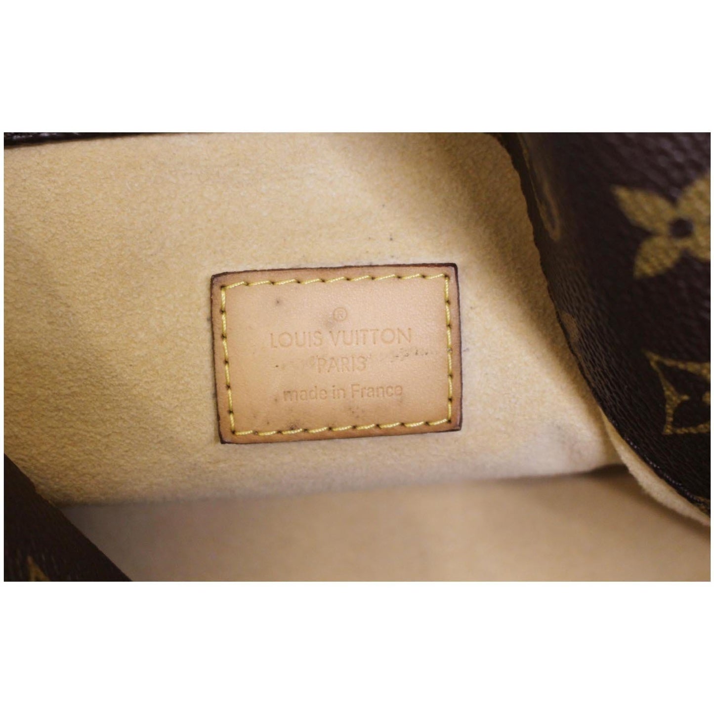 LOUIS VUITTON Artsy GM Monogram Canvas Shoulder Bag Brown