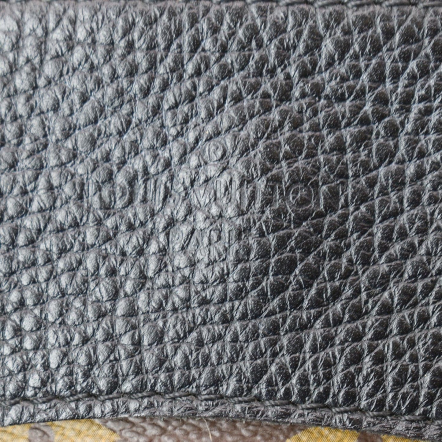 LOUIS VUITTON Retiro NM Monogram Canvas Shoulder Bag Noir - 10% OFF