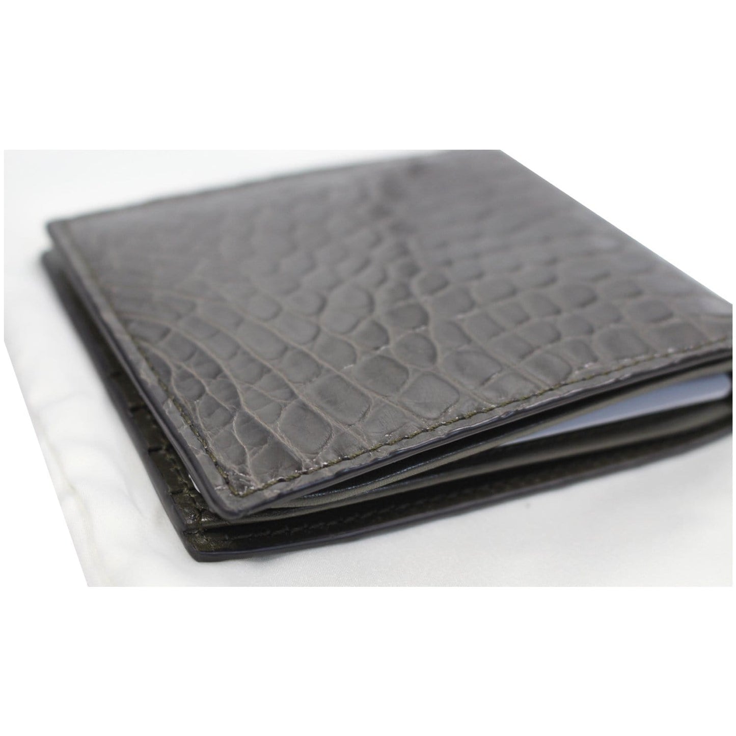 GUCCI Bi-Fold Crocodile Leather Wallet Black 365482 - 25% OFF