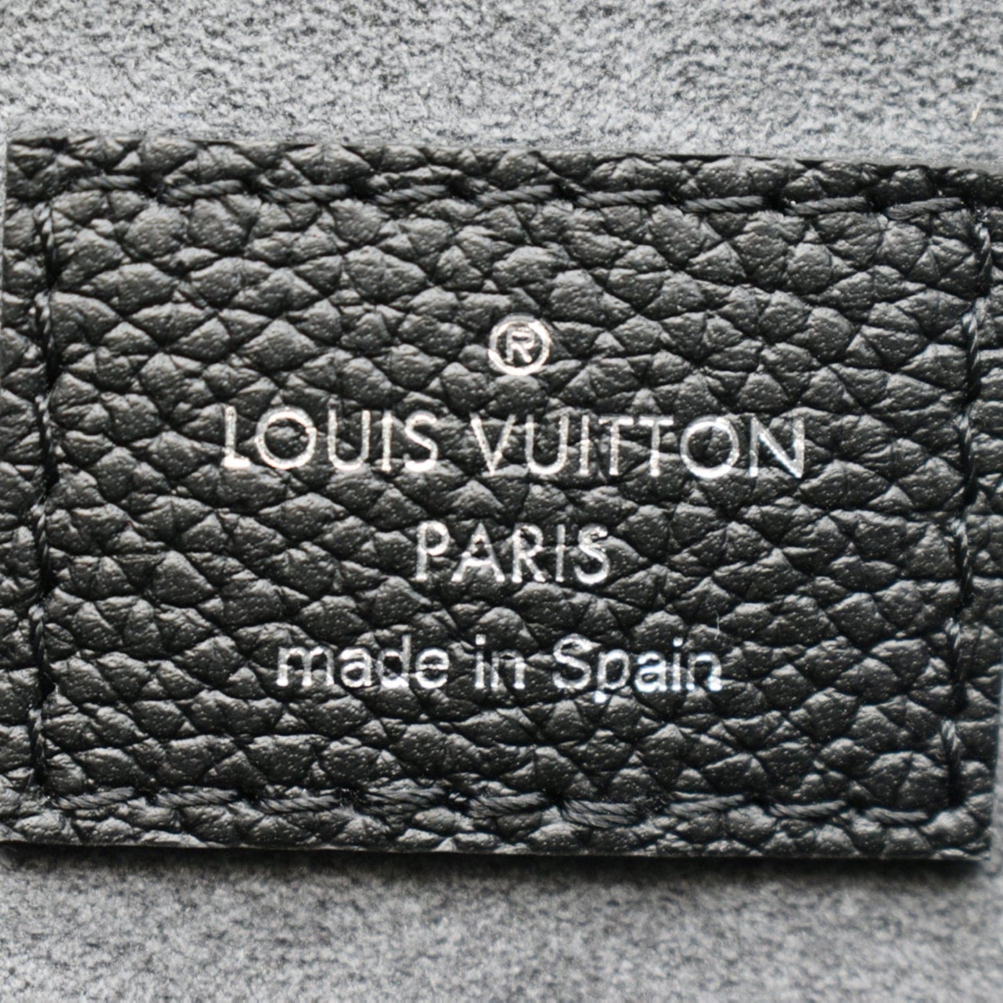 LOUIS VUITTON Beaubourg Mahina Leather Hobo Shoulder Bag Black