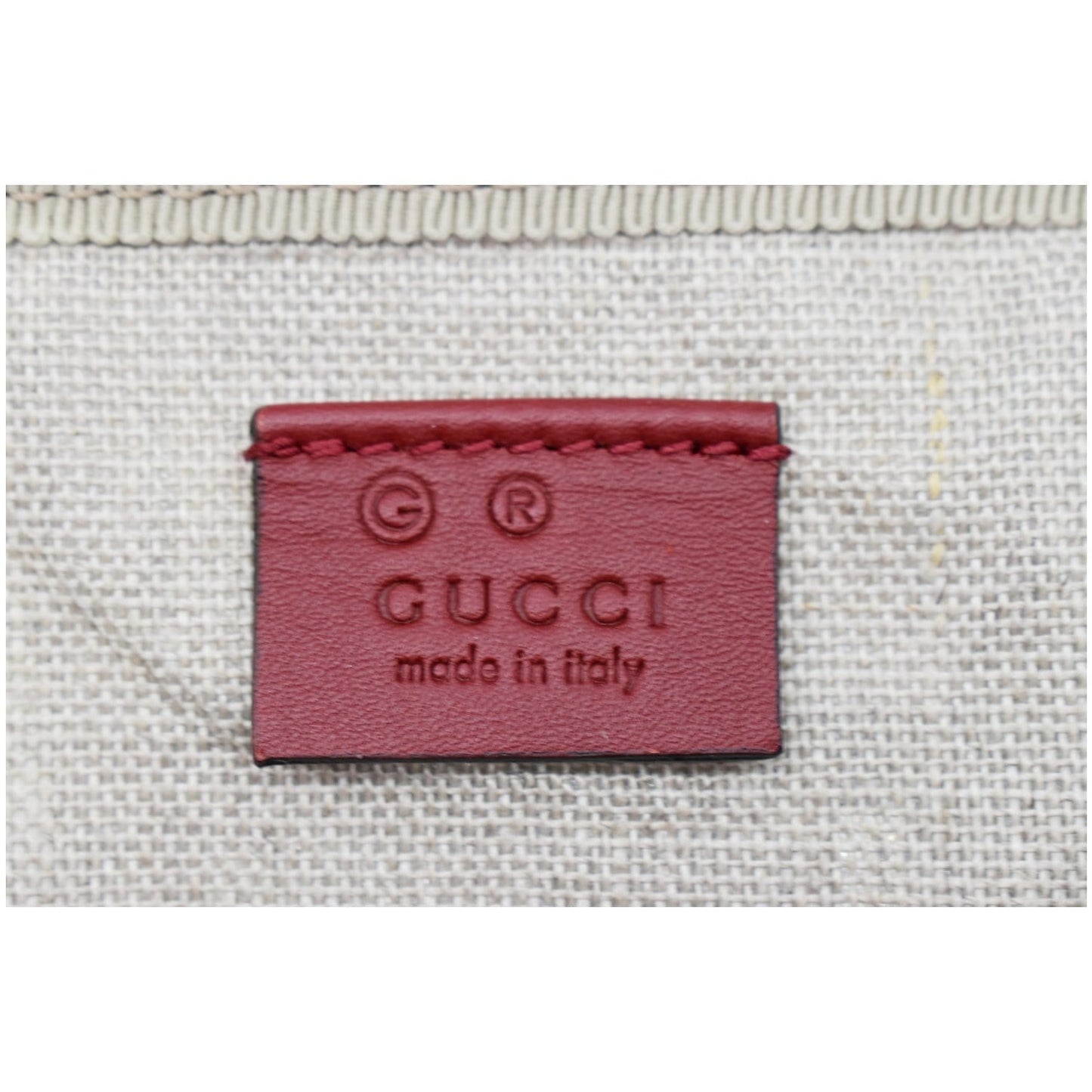 GUCCI Microguccissima Leather Clutch Bag Red 607726