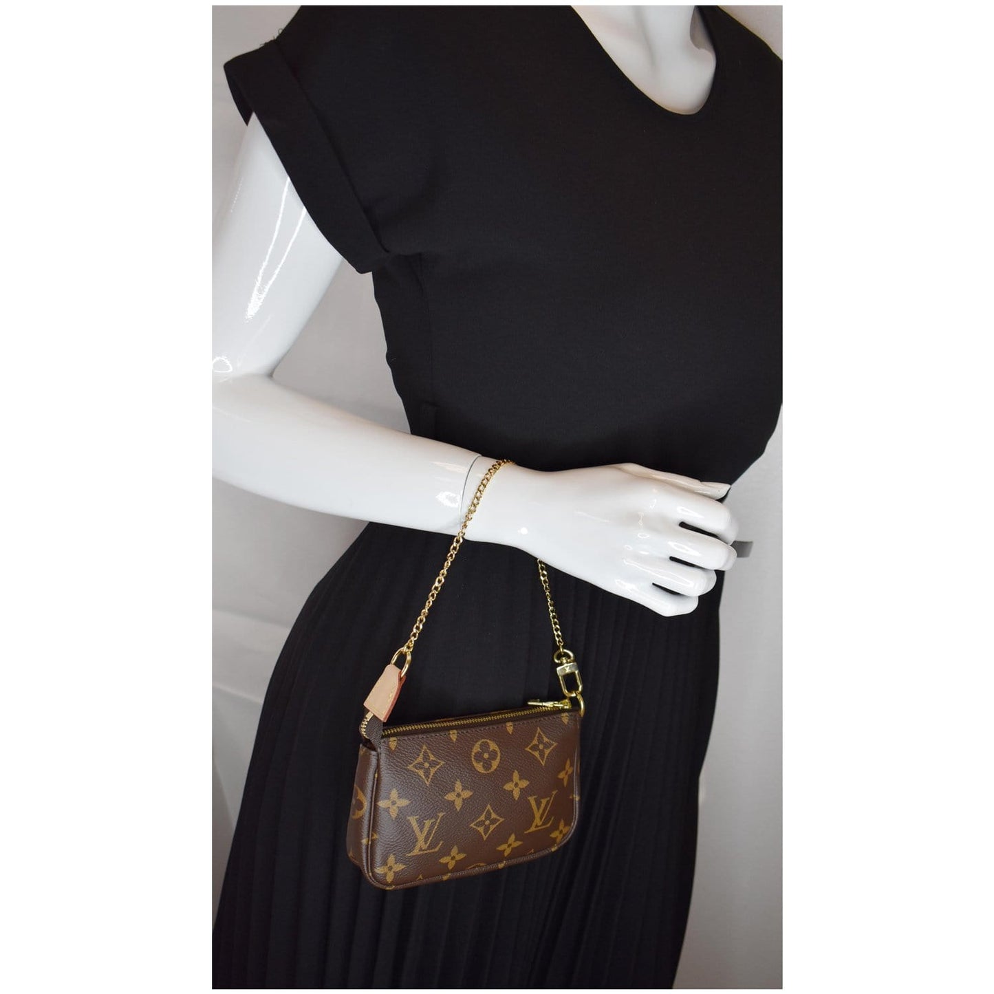LOUIS VUITTON Mini Pochette Monogram Canvas Accessories Pouch Brown