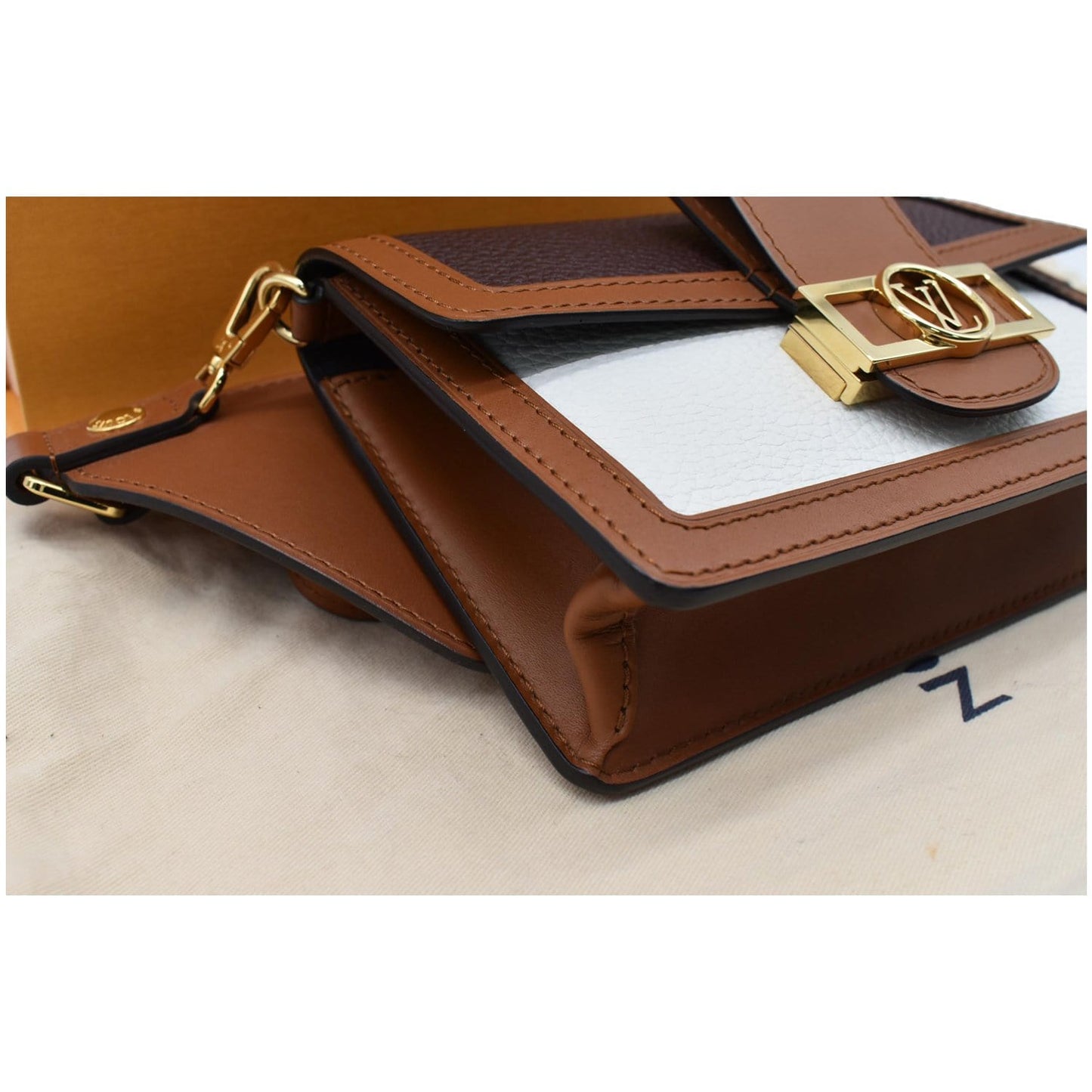 LOUIS VUITTON Dauphine Taurillon Leather Bumbag Blackberry Snow