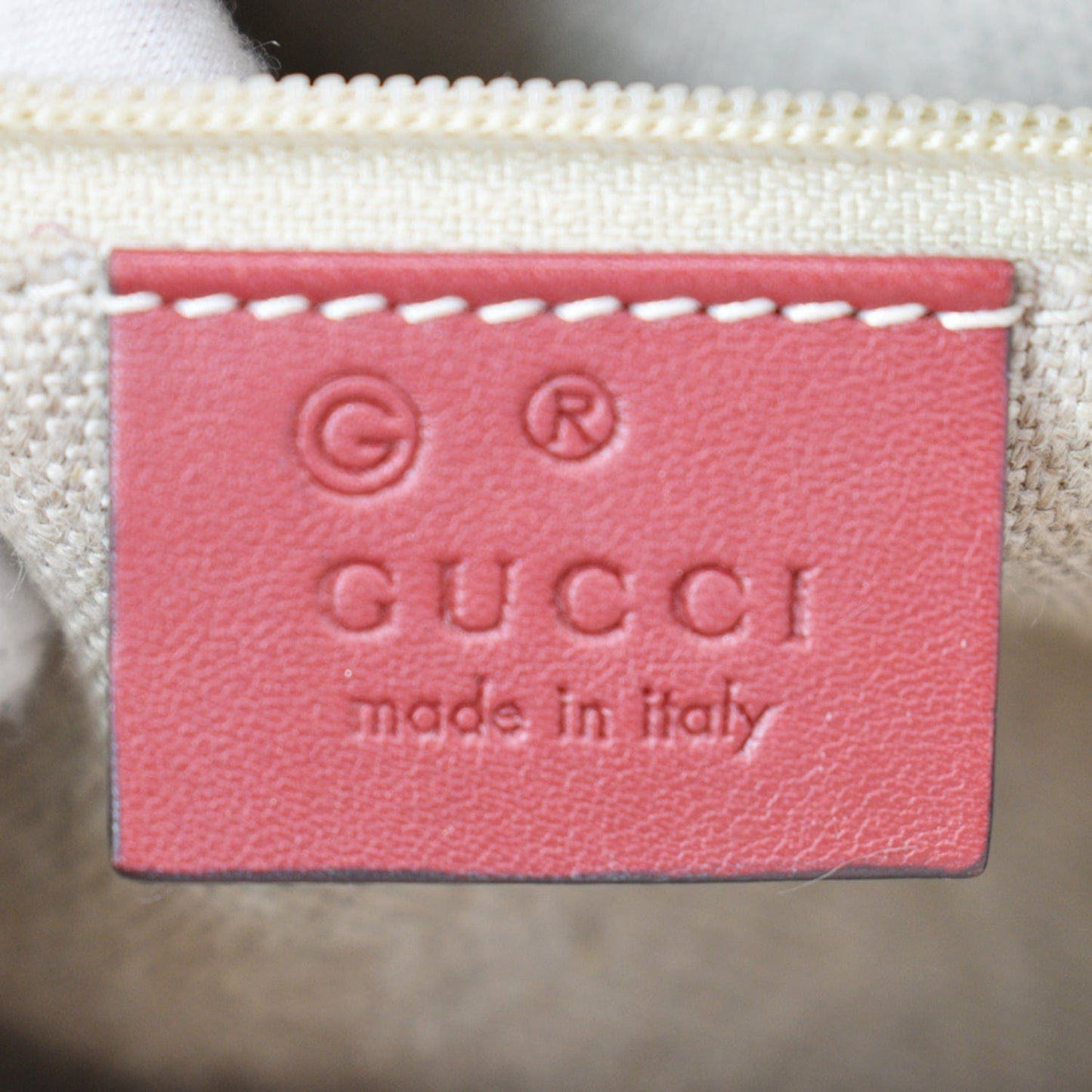 GUCCI Microguccissima Small Leather Crossbody Bag Navy Red 510286