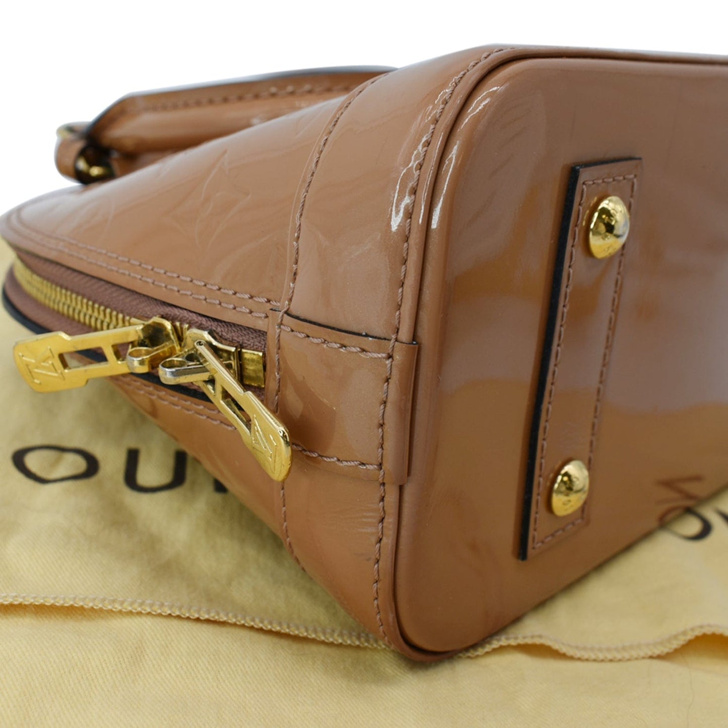 LOUIS VUITTON Alma BB Vernis Leather Satchel Crossbody Bag Tan