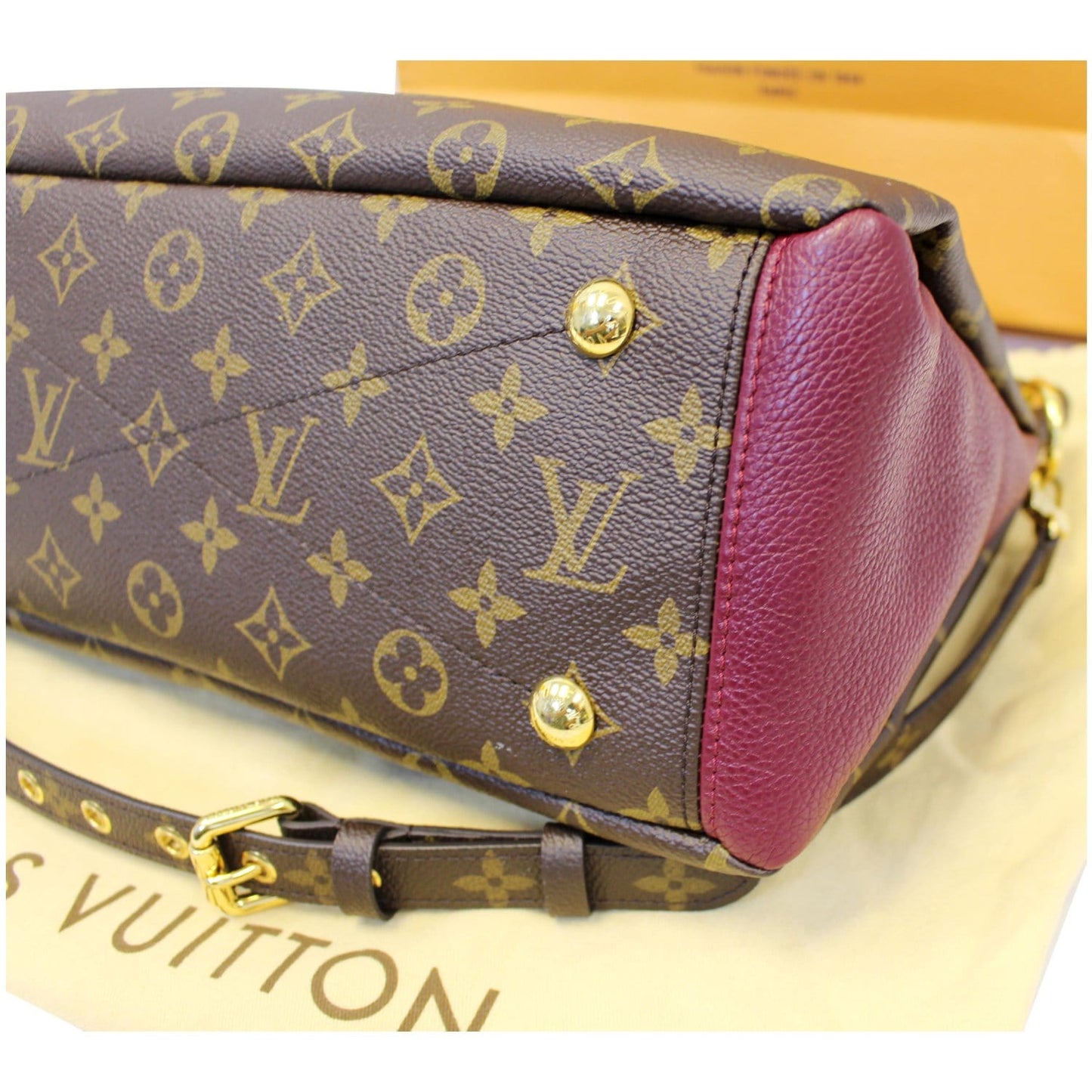 LOUIS VUITTON Pallas Monogram Canvas 2Way Shoulder Bag Brown