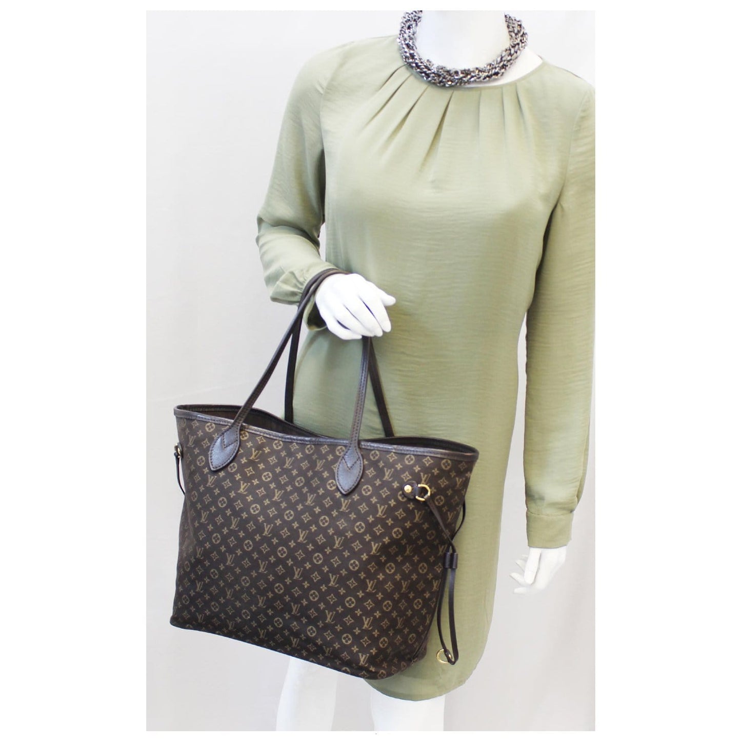 LOUIS VUITTON Neverfull MM Fusain Monogram Idylle Shoulder Bag