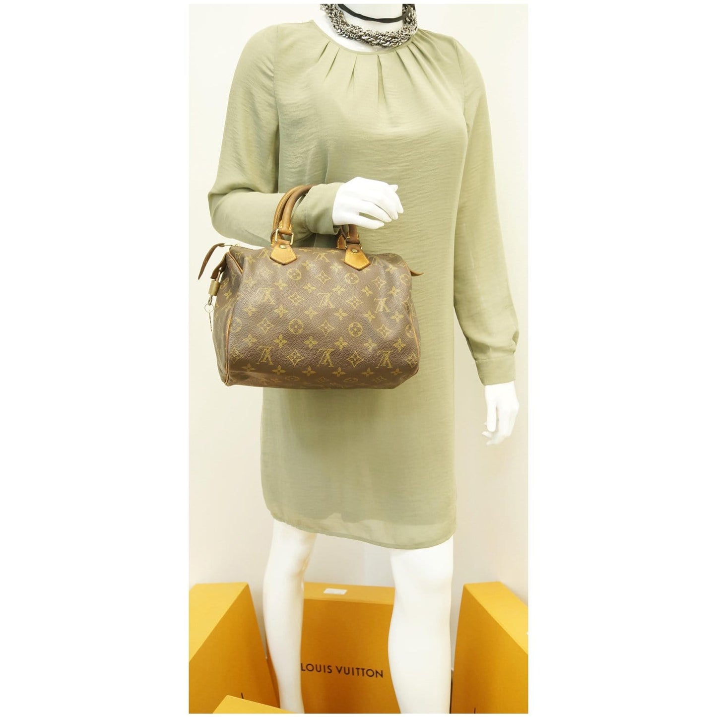 LOUIS VUITTON Speedy 25 Monogram Canvas Satchel Bag Brown