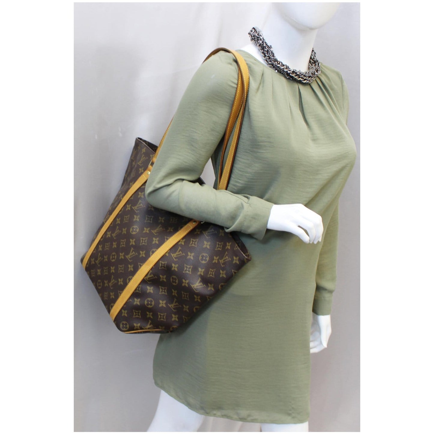 LOUIS VUITTON Sac Shopping Monogram Canvas Tote Bag Brown