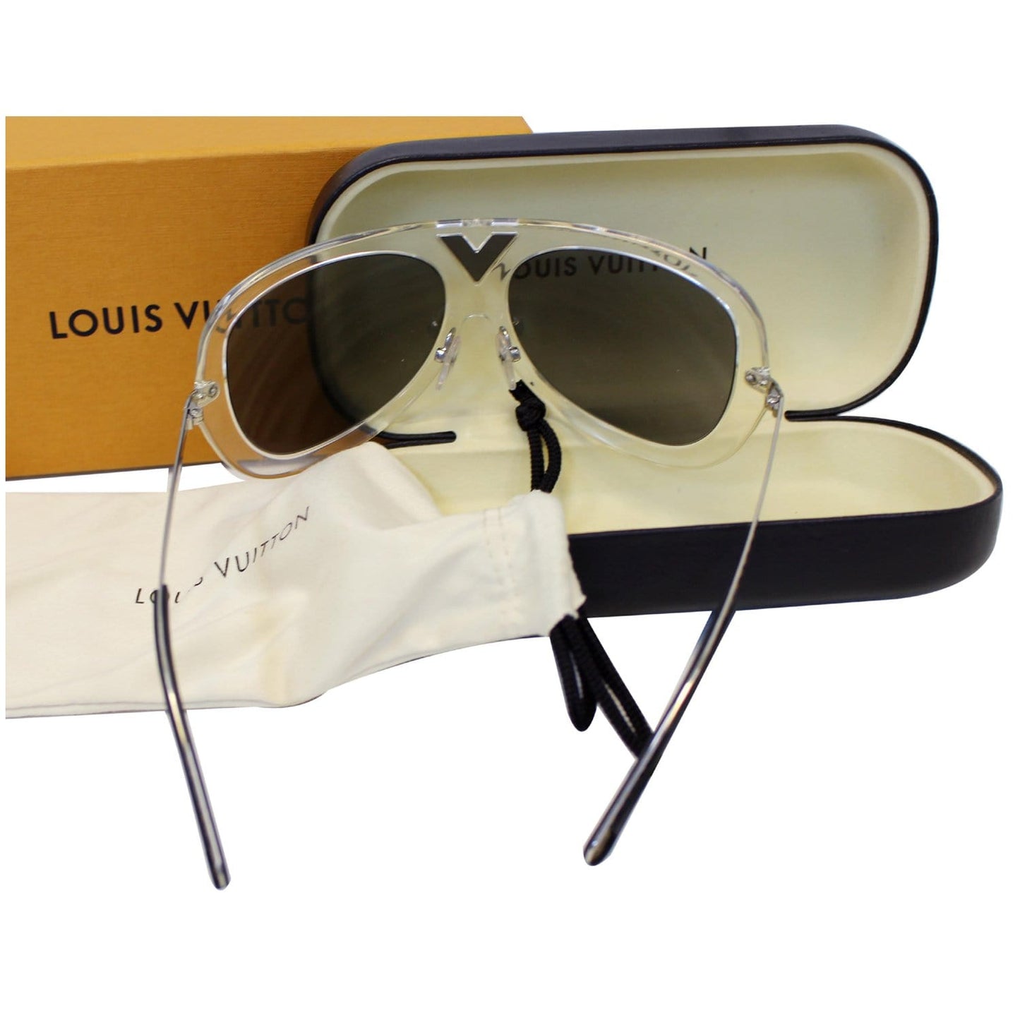 LOUIS VUITTON Aviators Sunglasses Gray