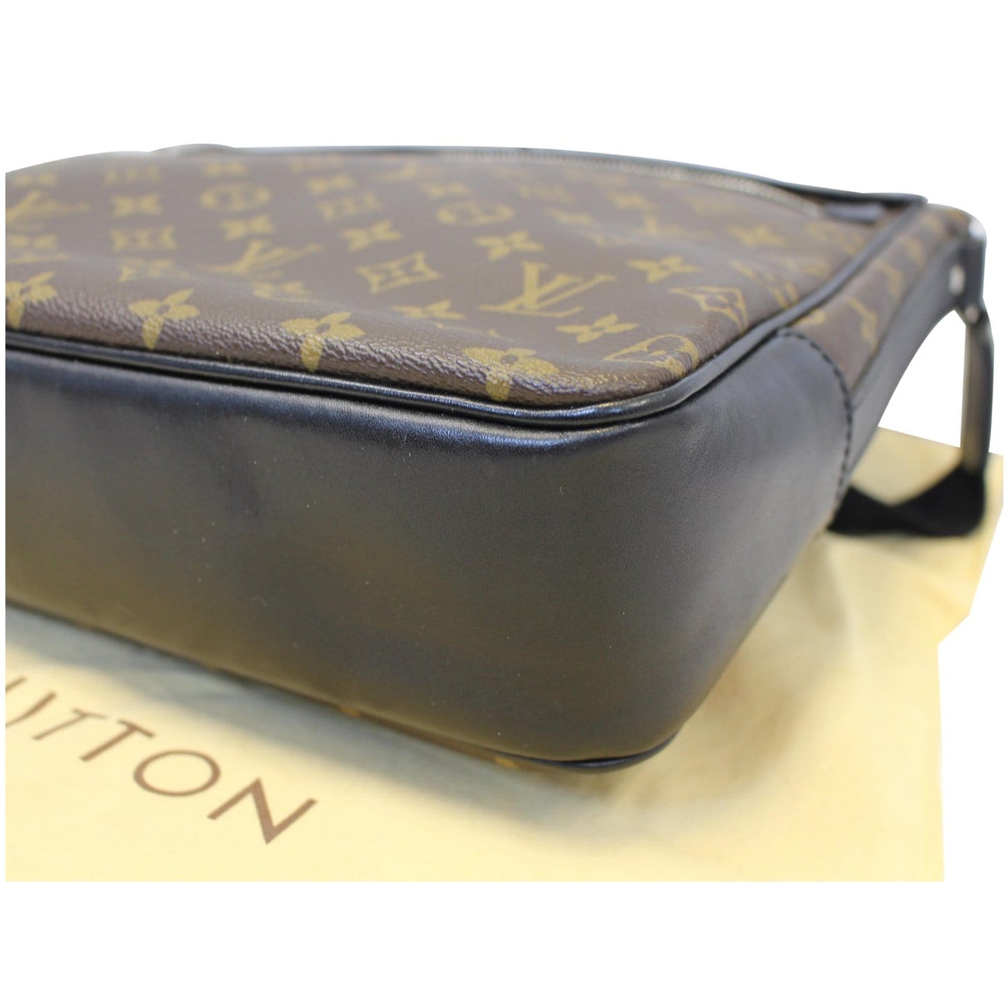 LOUIS VUITTON Bass GM Monogram Macassar Canvas Messenger Bag Brown