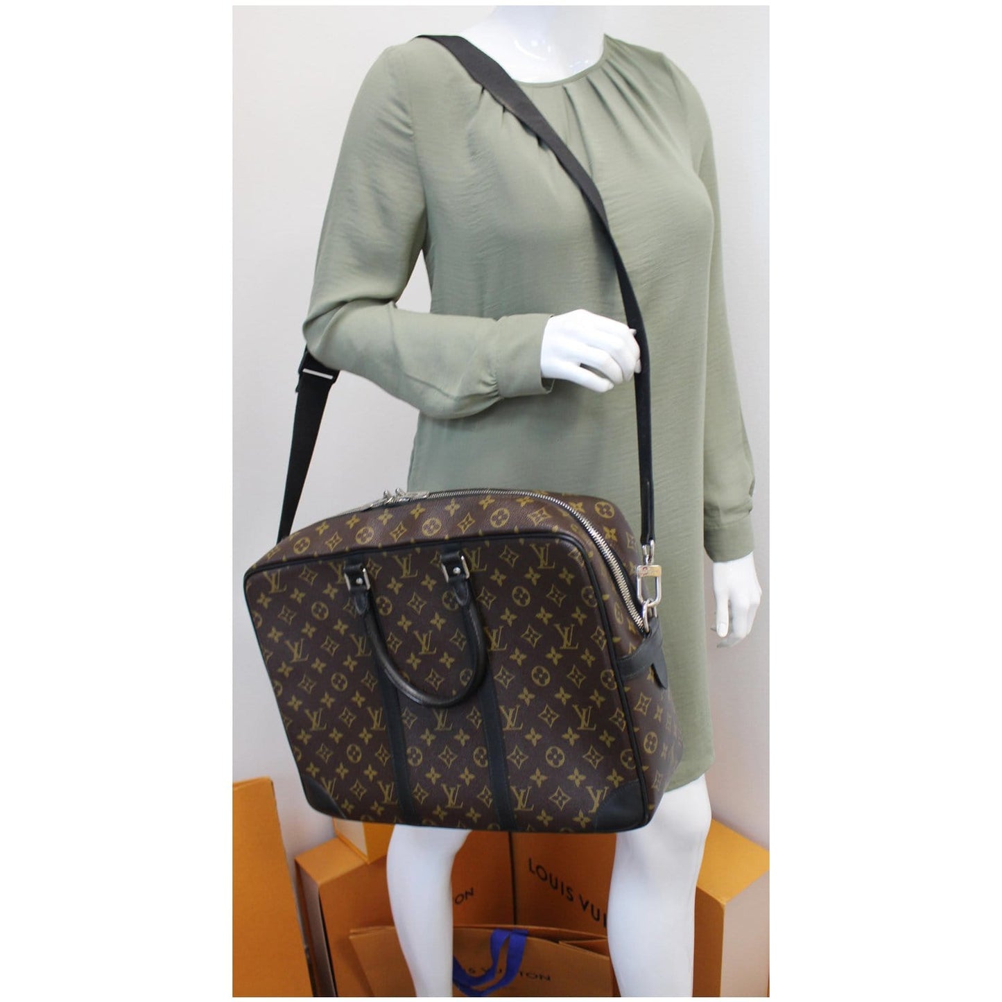LOUIS VUITTON Porte Documents Voyage GM Macassar Briefcase Bag Brown