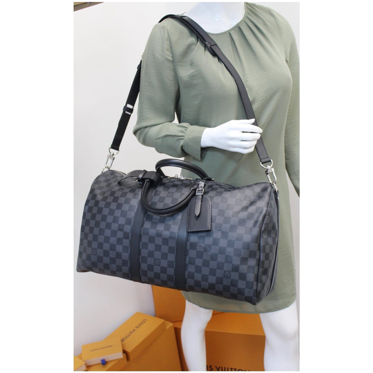LOUIS VUITTON Keepall 45 Damier Graphite Bandouliere Travel Bag Black