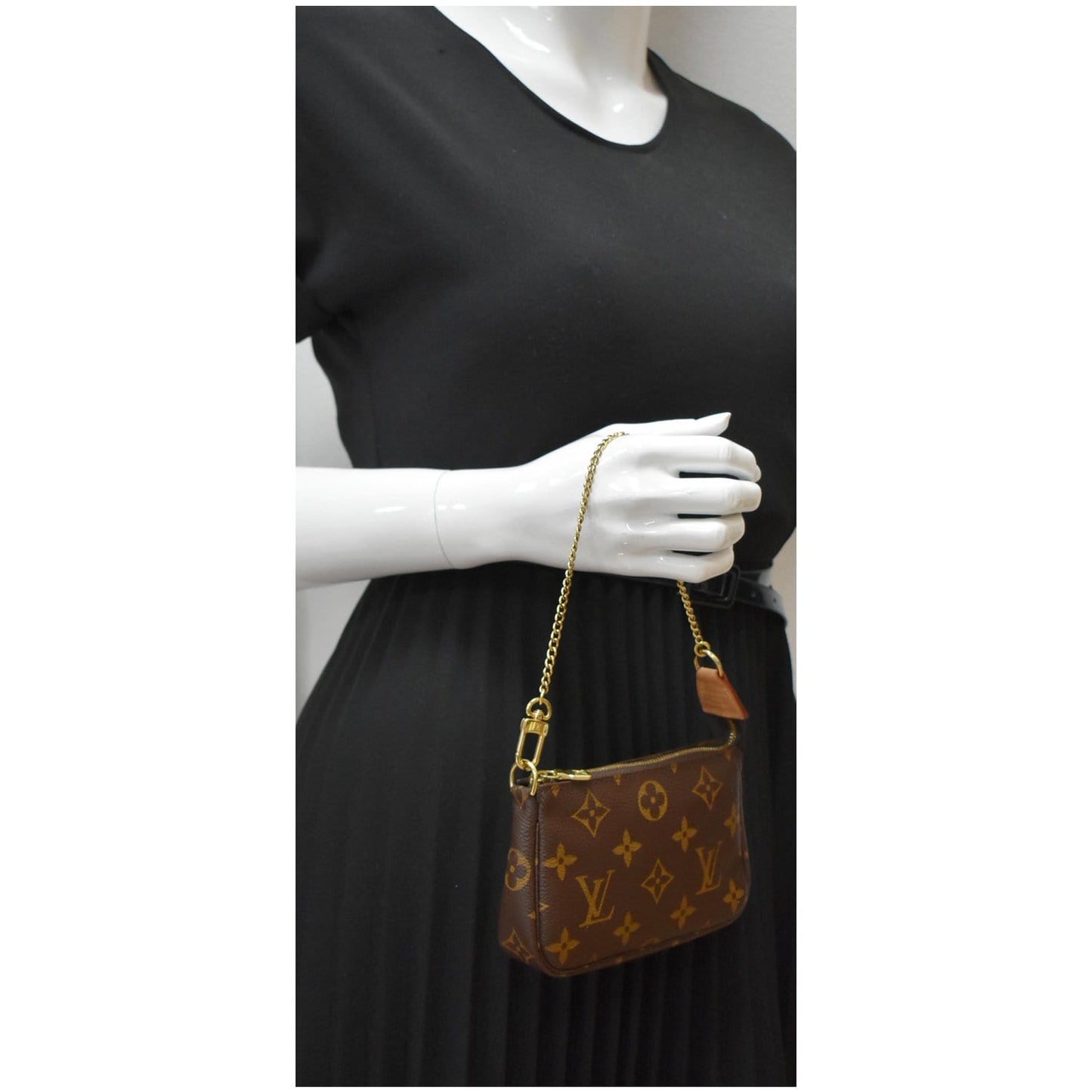 LOUIS VUITTON Mini Pochette Monogram Canvas Accessoires Pouch Brown