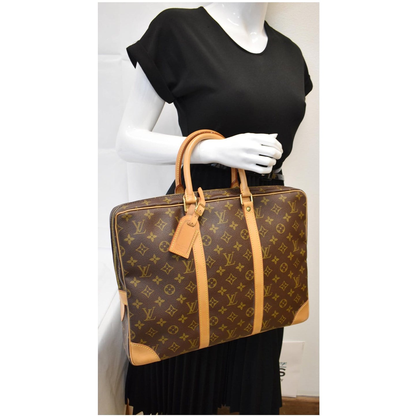 LOUIS VUITTON Porte-Documents Voyage Monogram Canvas Briefcase Bag Brown