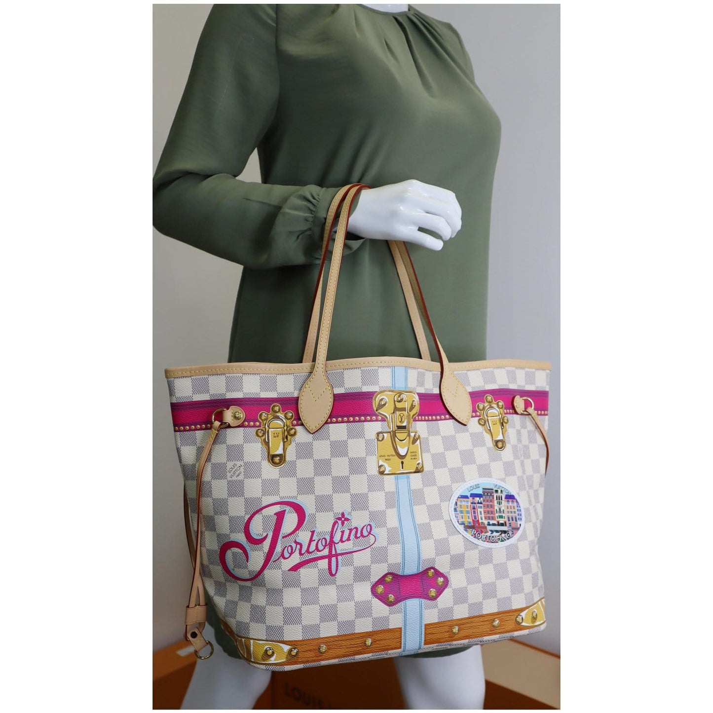 LOUIS VUITTON Neverfull MM Summer Trunk Dameir Azur Shoulder Bag White