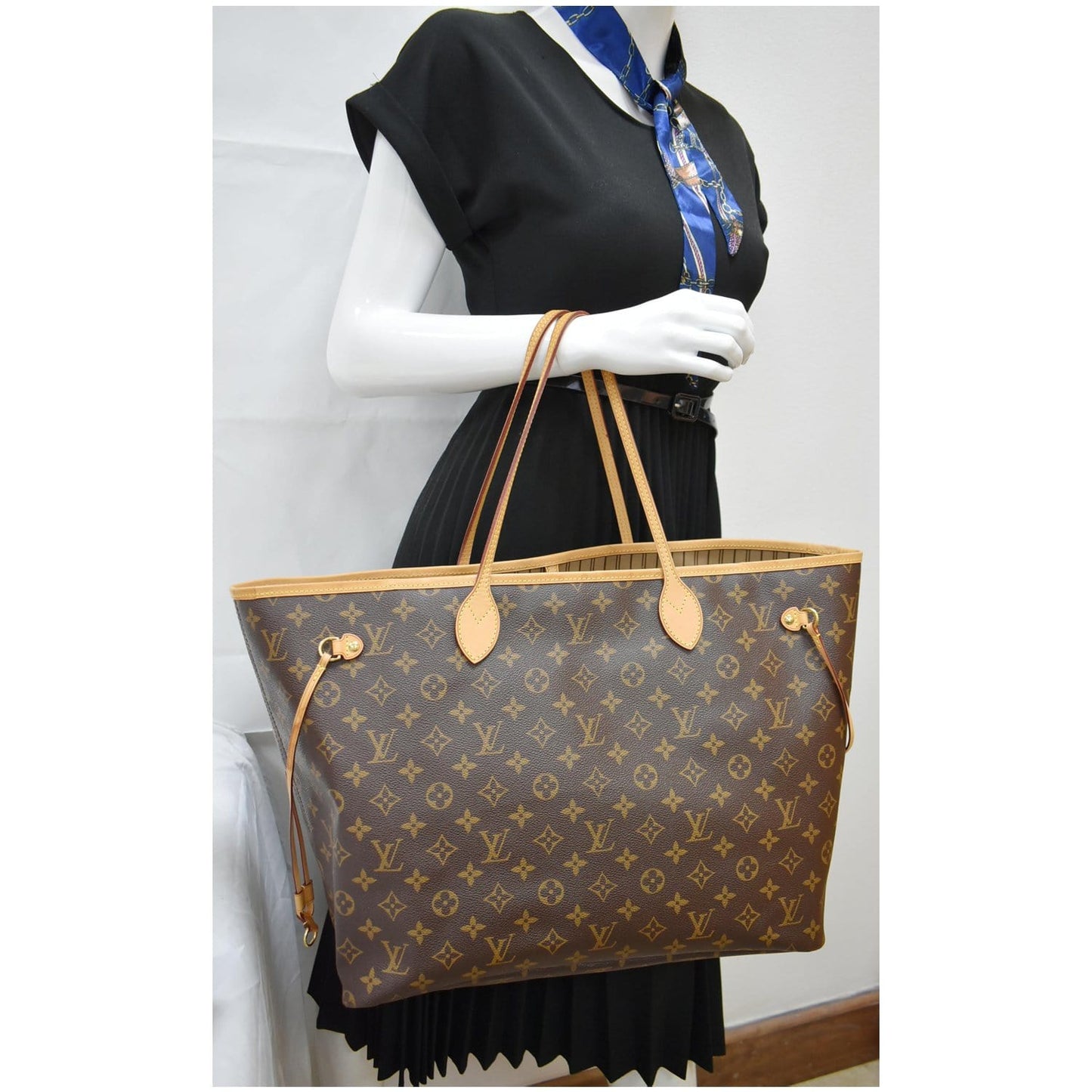 LOUIS VUITTON Neverfull GM Monogram Canvas Tote Shoulder Bag Brown