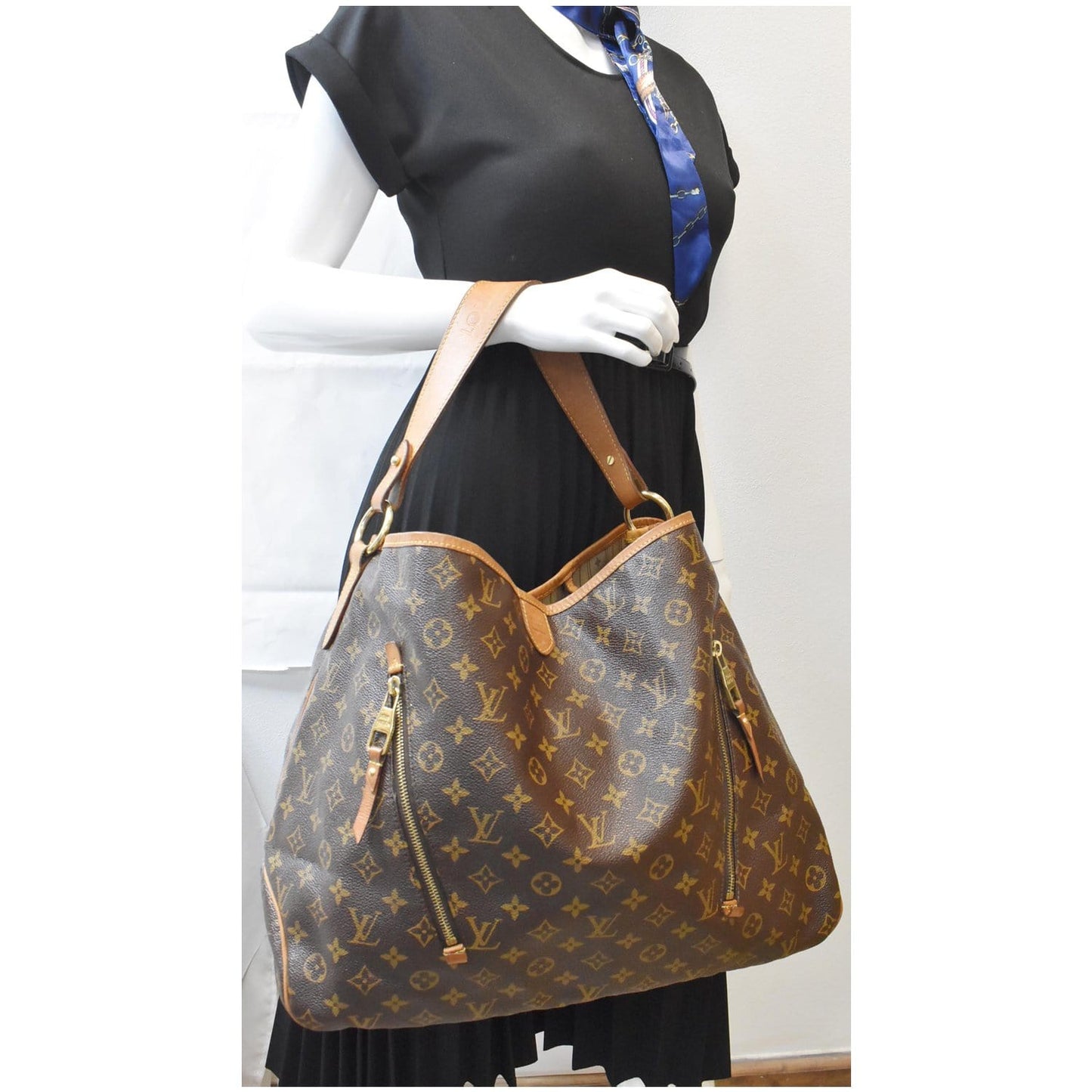 LOUIS VUITTON Delightful GM Monogram Canvas Shoulder Bag Brown