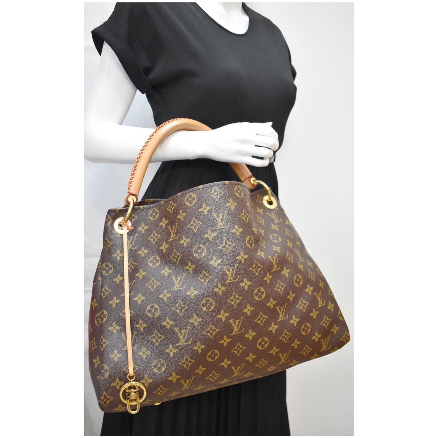 LOUIS VUITTON Artsy MM Monogram Canvas Hobo Bag Brown