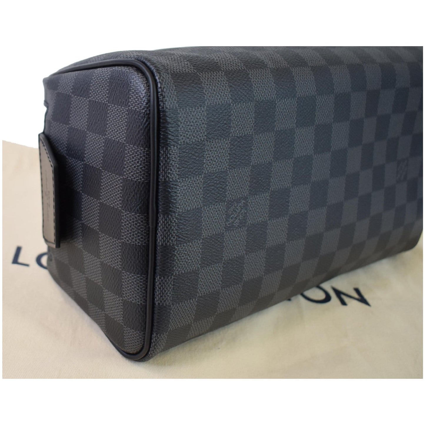 LOUIS VUITTON Dopp Kit Damier Graphite Toilet Pouch Black