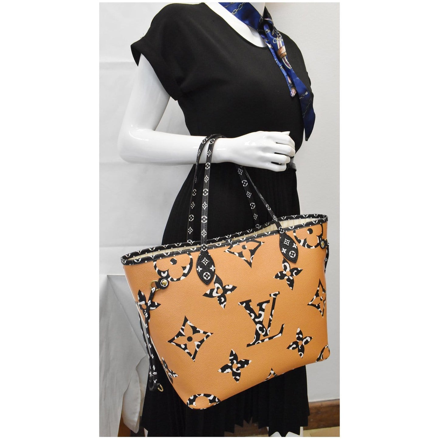 LOUIS VUITTON Neverfull MM Monogram Jungle Shoulder Bag Ivory/Orange