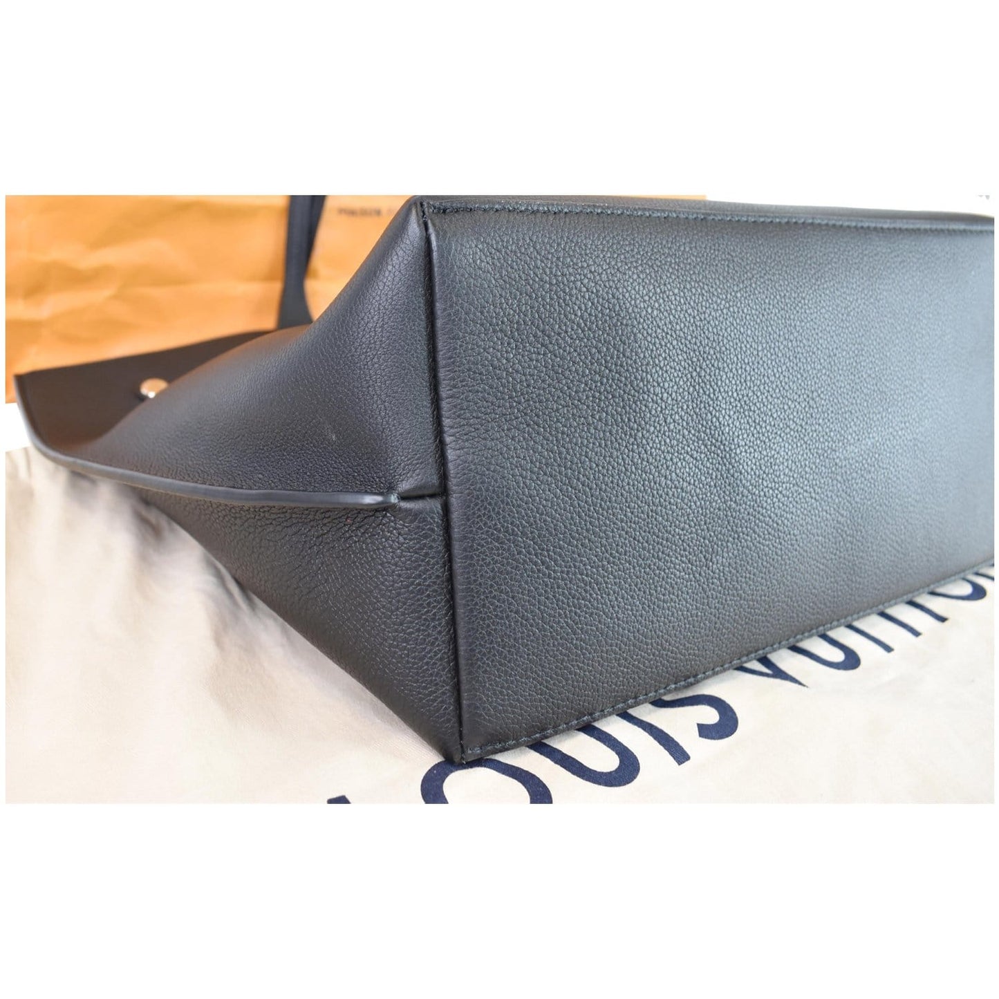 LOUIS VUITTON Lockme Go Leather Tote Bag Black