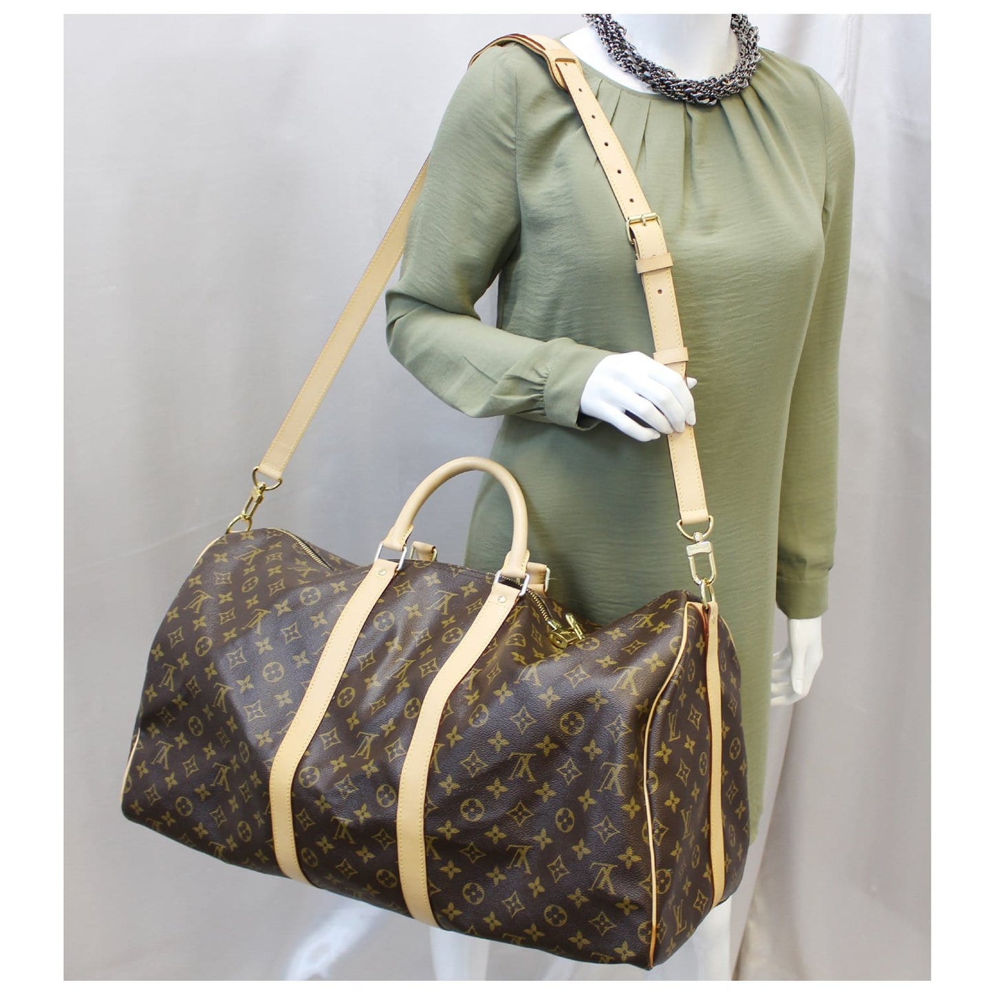 LOUIS VUITTON Keepall Bandouliere 55 Monogram Canvas Travel Bag