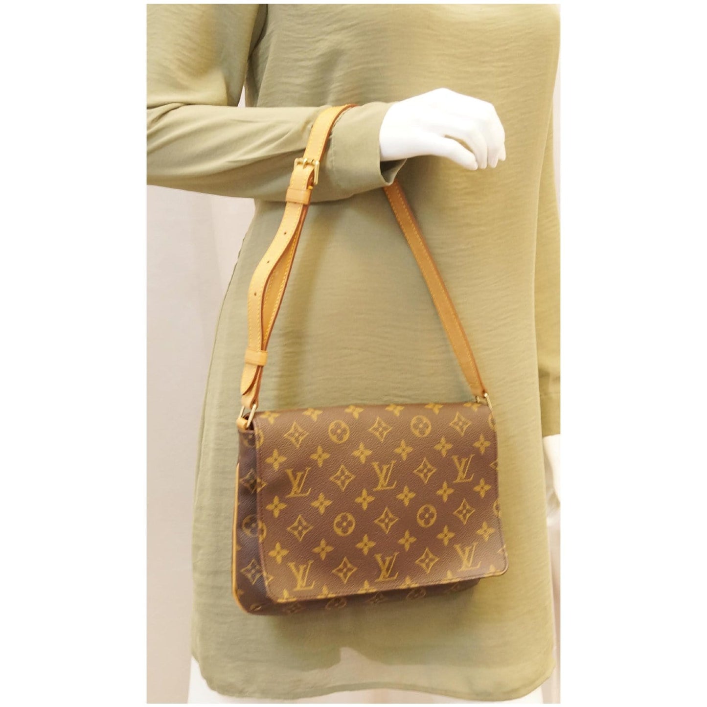 LOUIS VUITTON Musette Tango Monogram Canvas Short Strap Shoulder Bag Brown