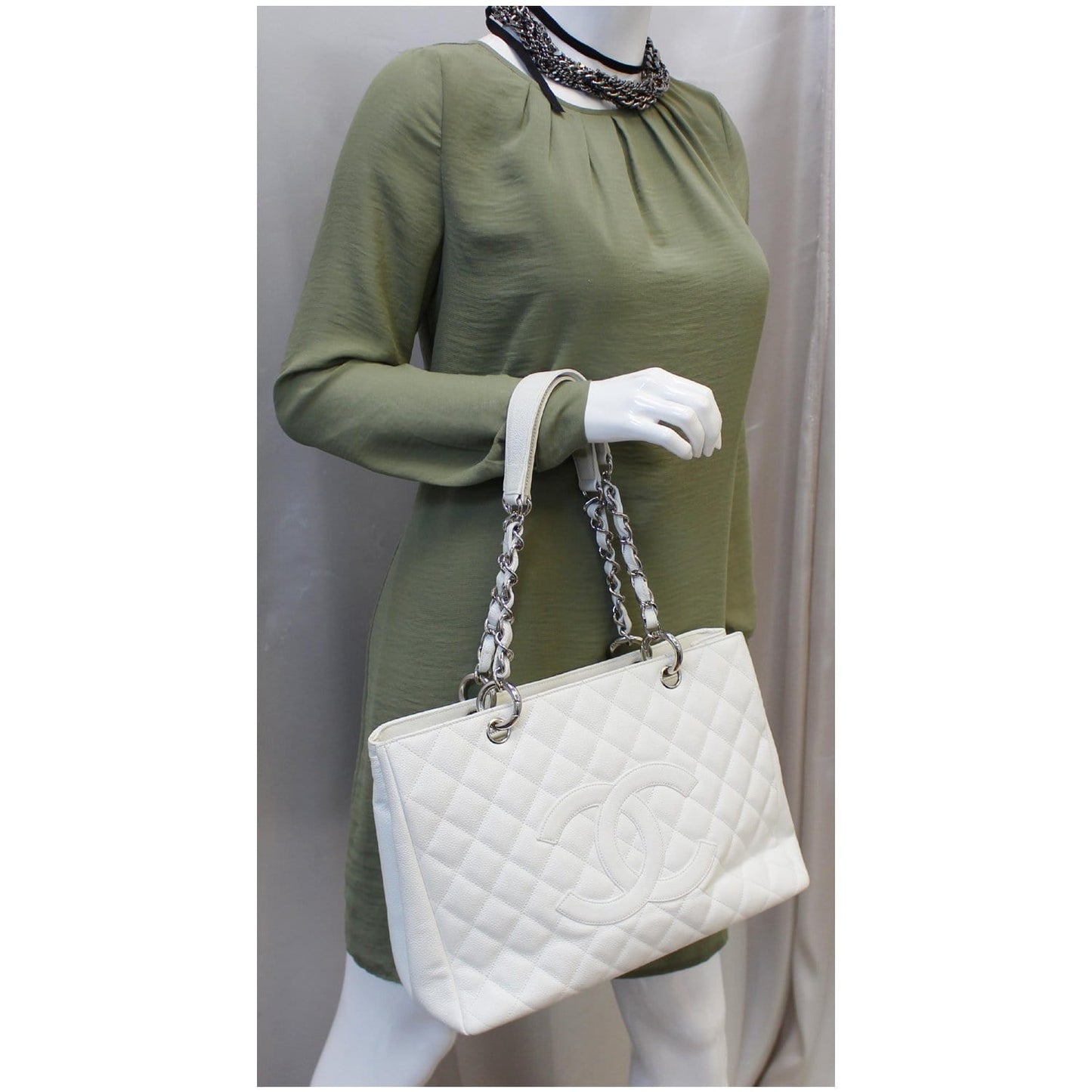 CHANEL Grand Shopping Caviar Leather Tote Bag White