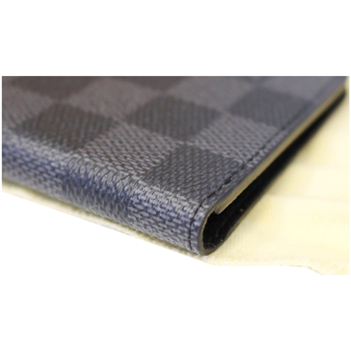 LOUIS VUITTON IPhone 7 Plus Folio Damier Graphite Phone Case